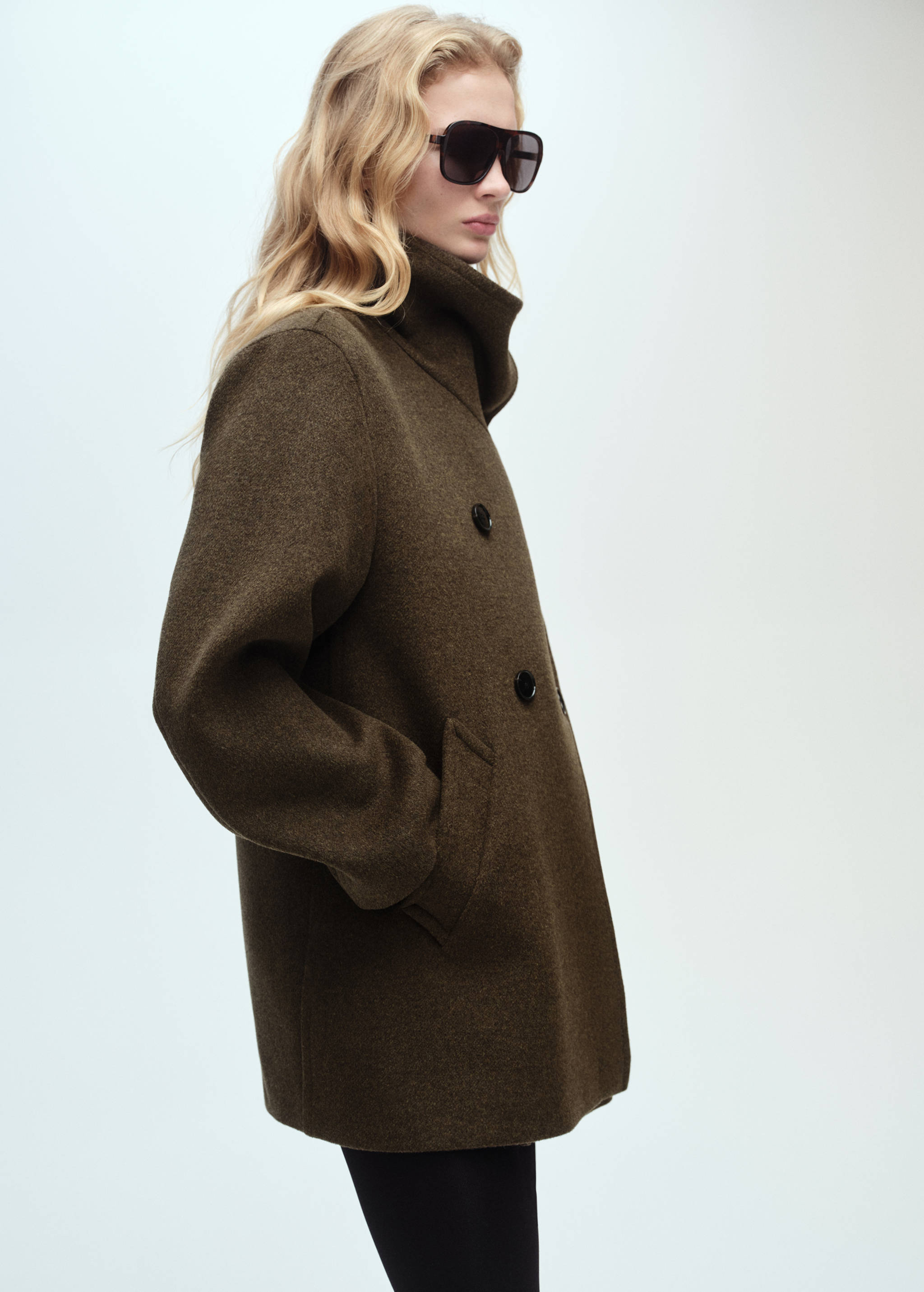 Midi wool coat with wraparound collar - Details of the article 2
