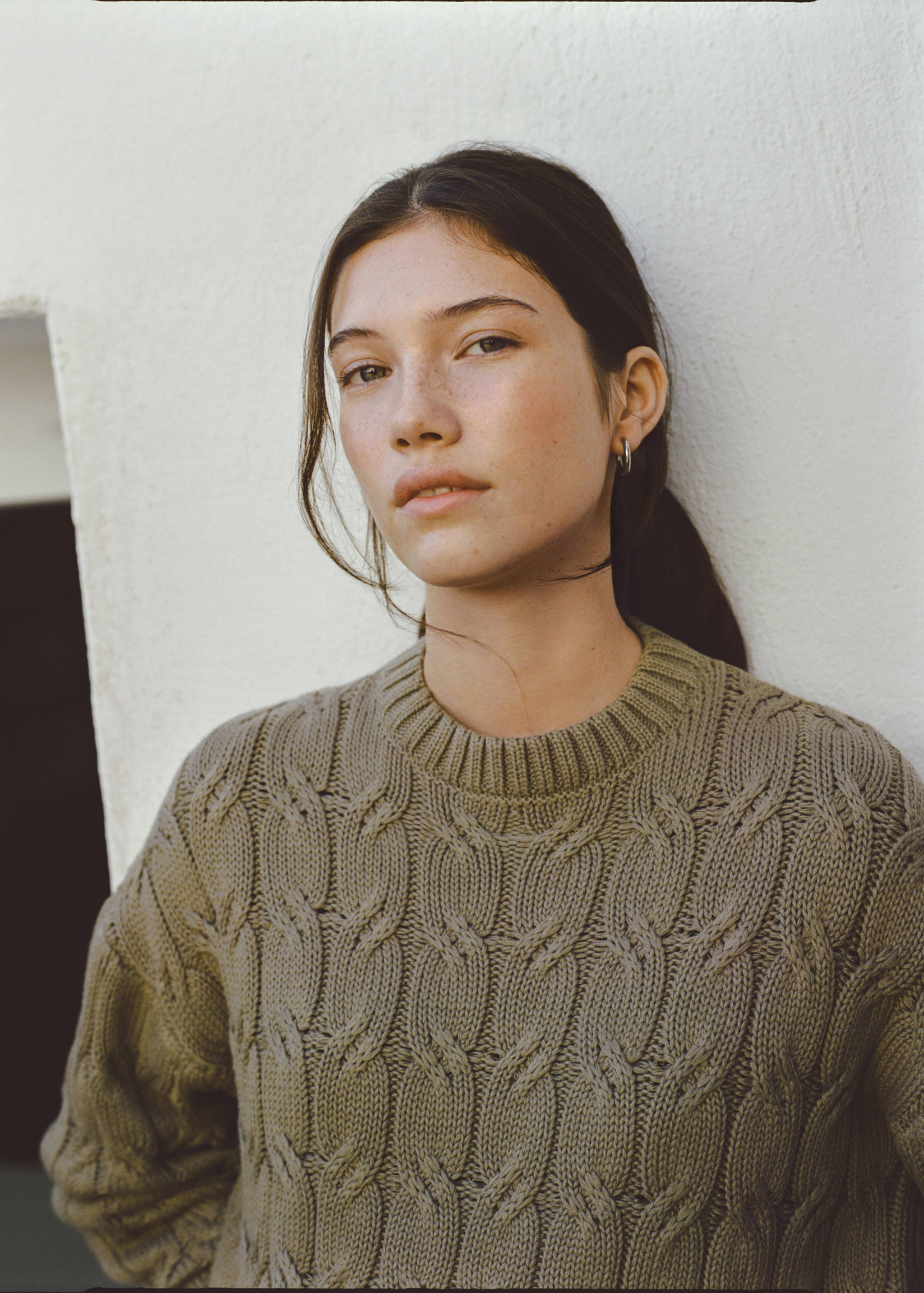 كنزة عليها شكل ضفائر - تفاصيل المنتج 5