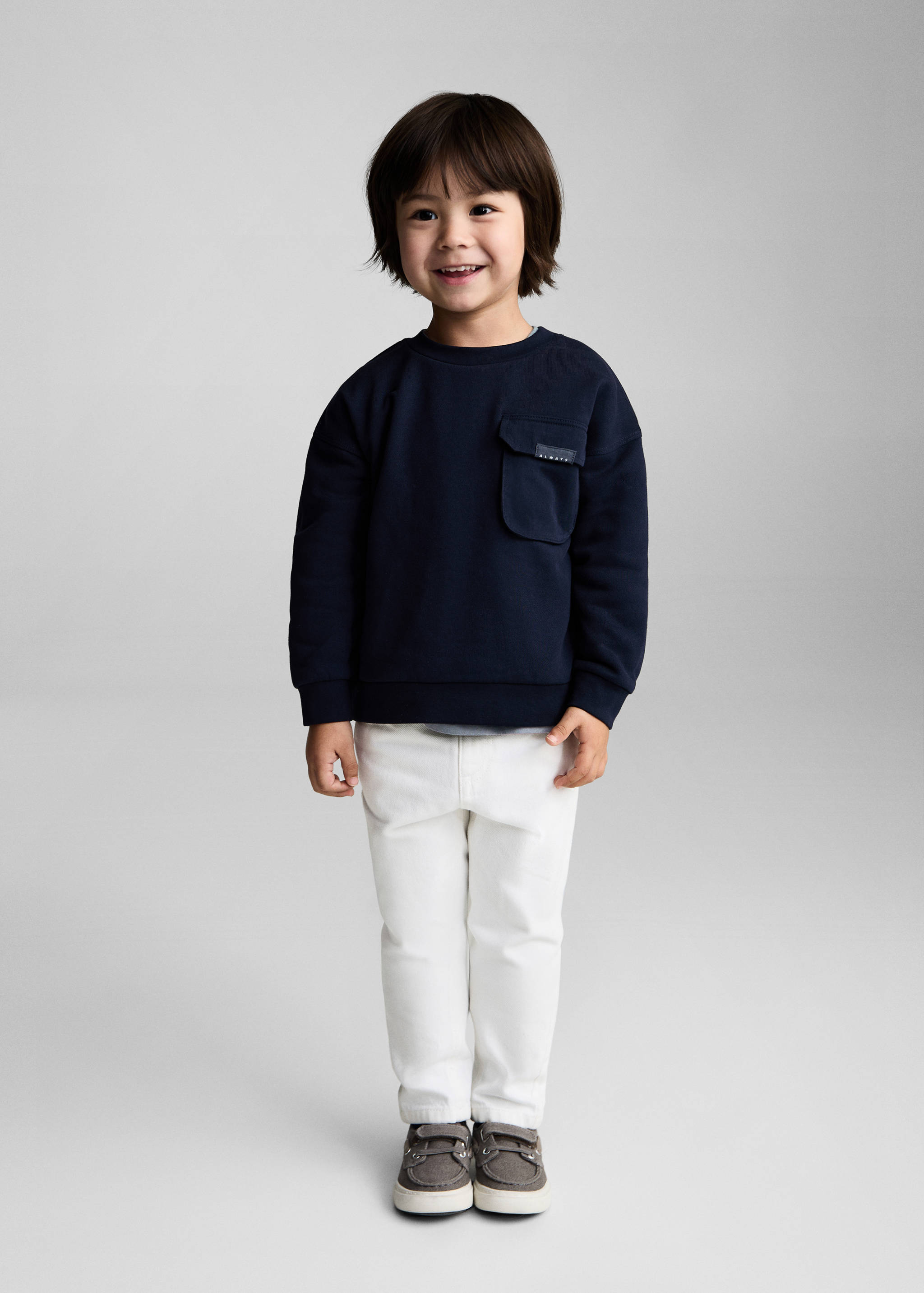 Jeans skinny rotos decorativos - Plano general