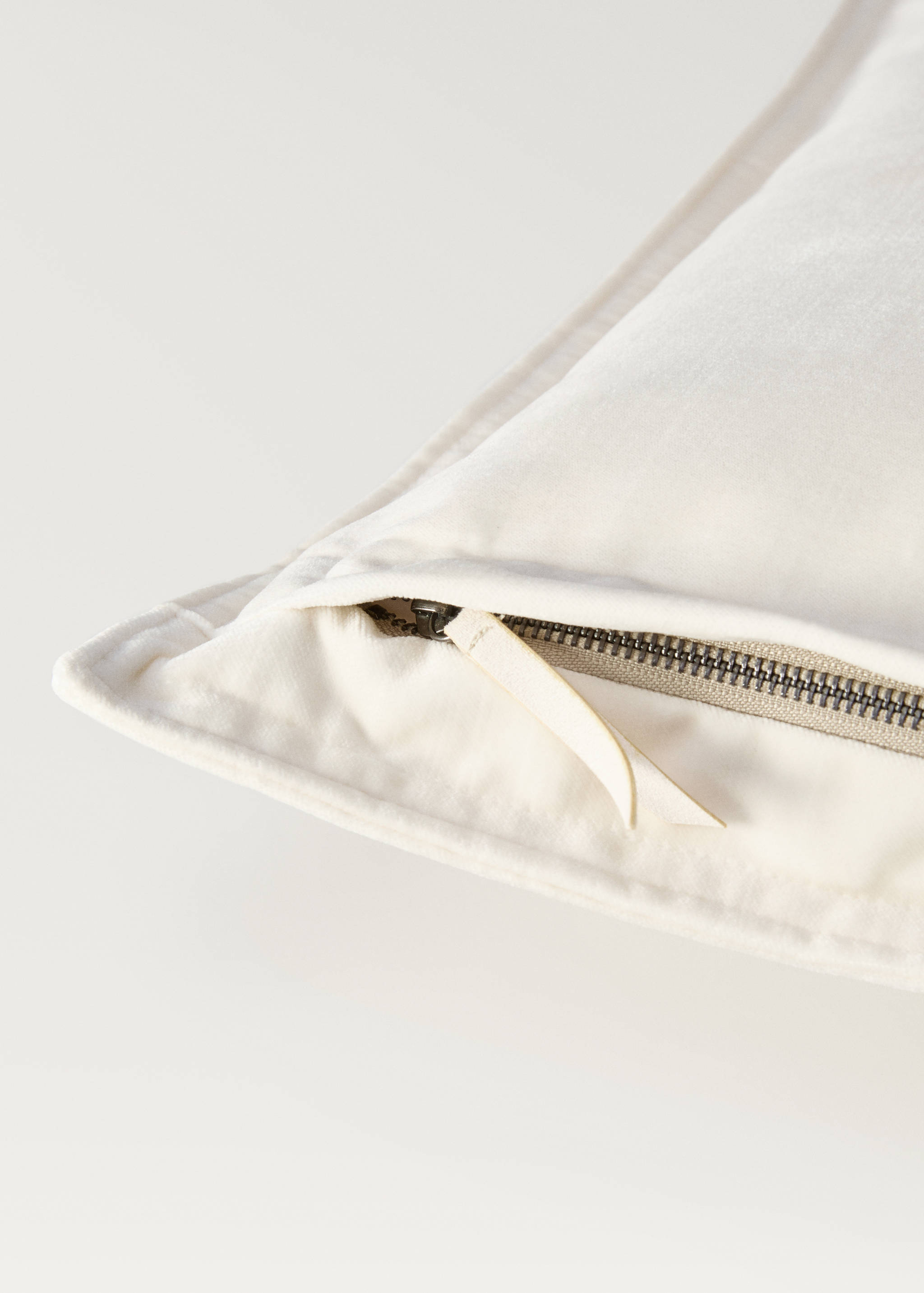 Velvet cushion cover 45 x 45 cm - Details of the article 1