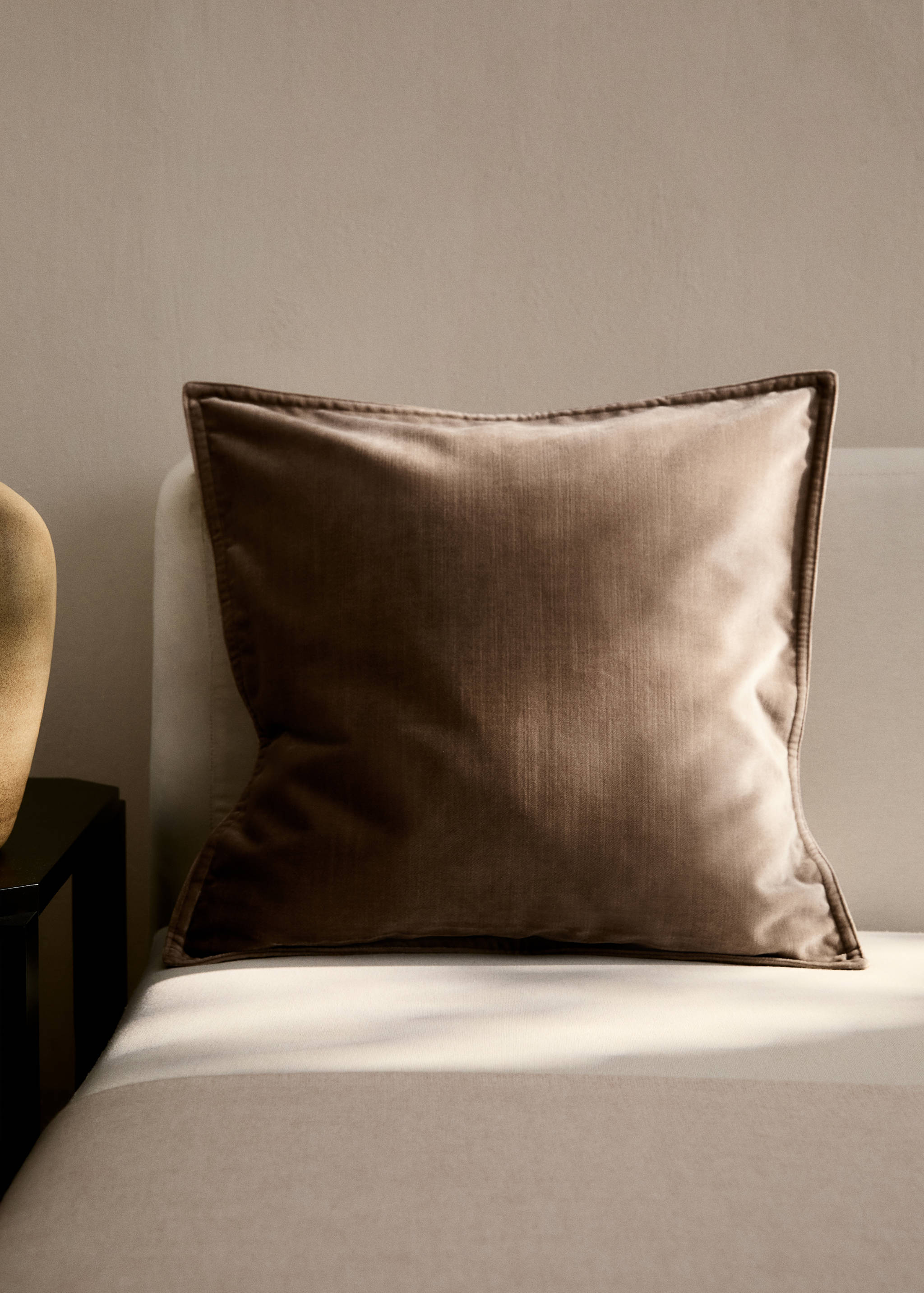 Velvet cushion cover 45 x 45 cm - General plane