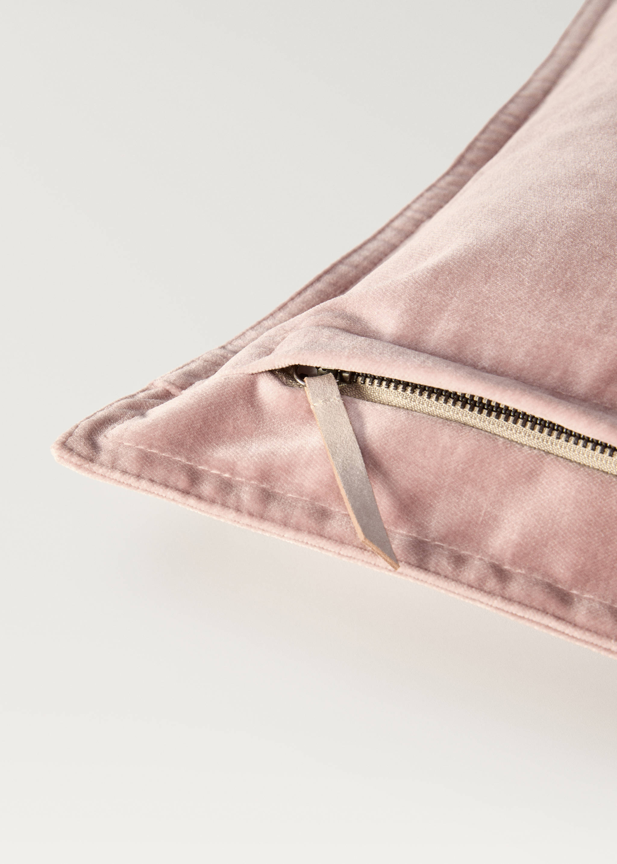 Velvet cushion cover 45 x 45 cm - Details of the article 1