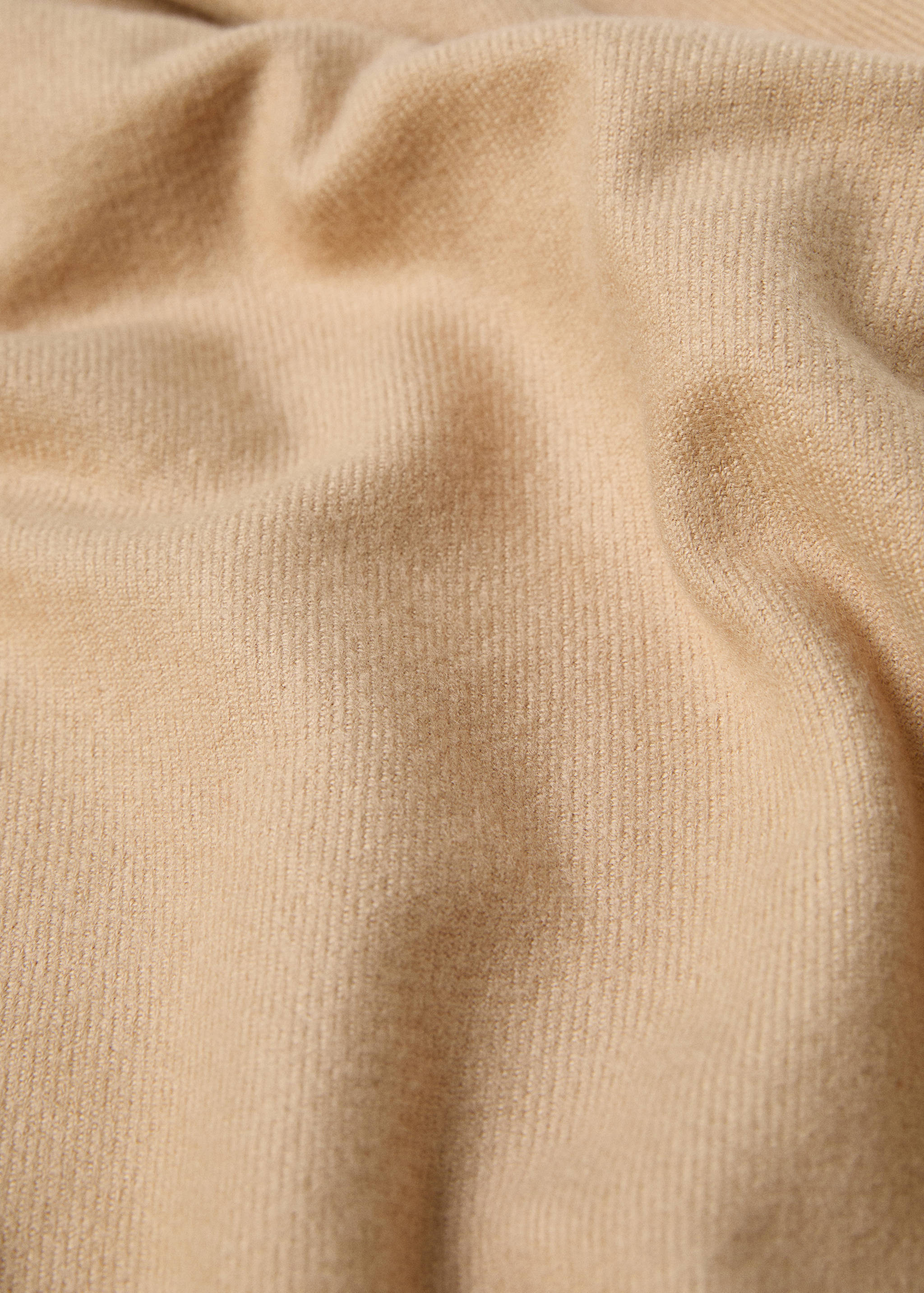 Blanket detail fringes - Details of the article 1