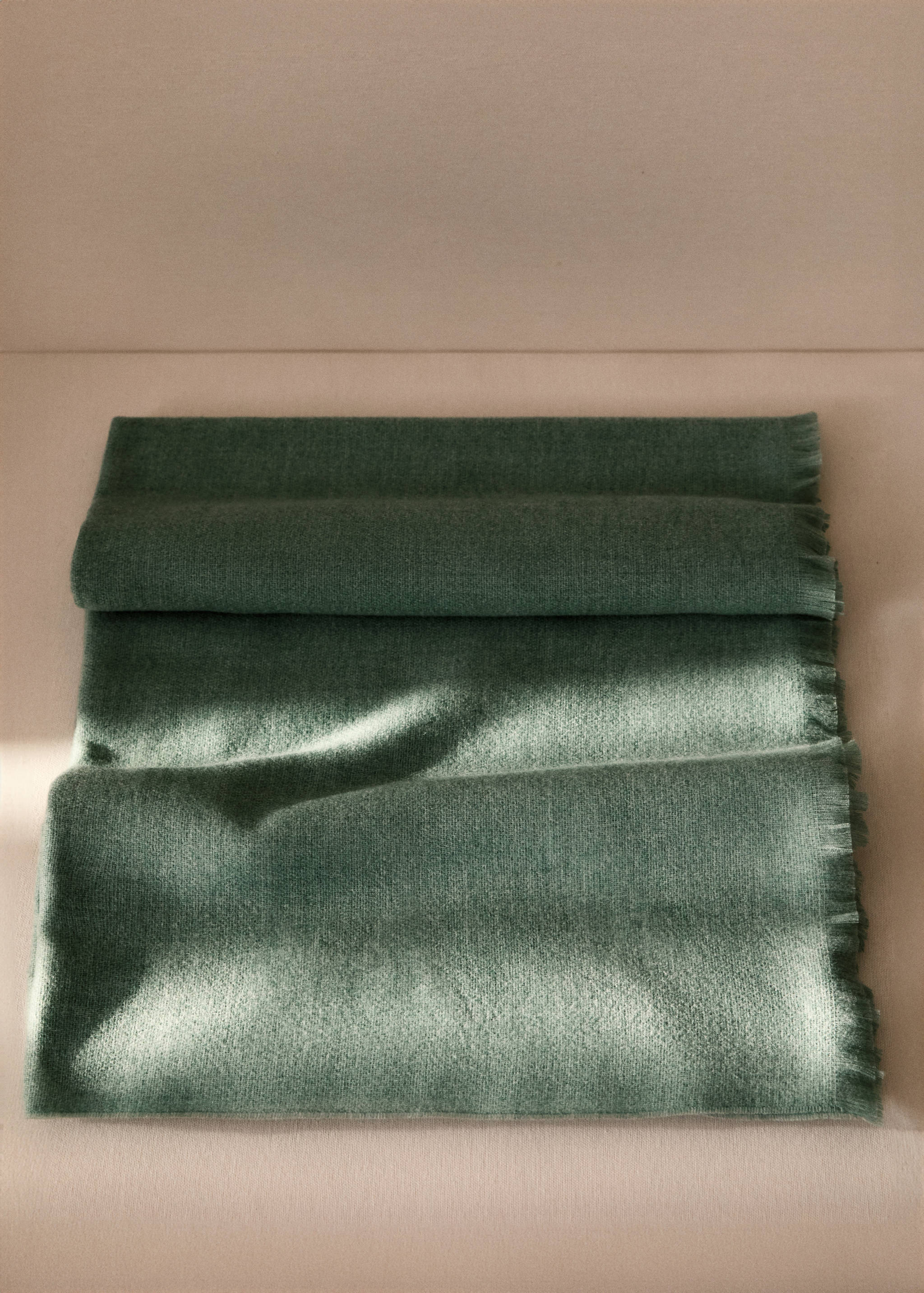 Soft melange blanket - General plane