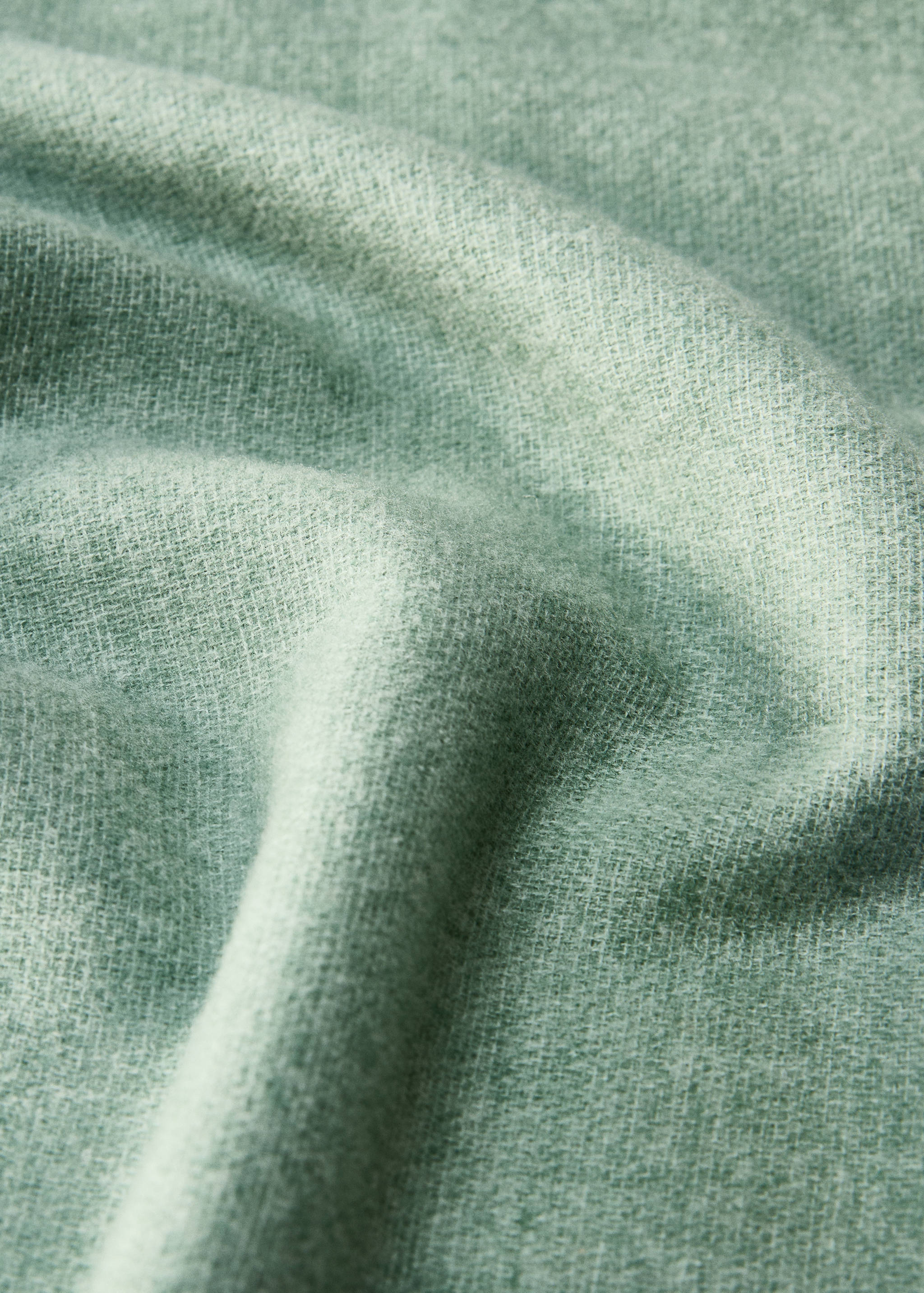 Soft melange blanket - Details of the article 2