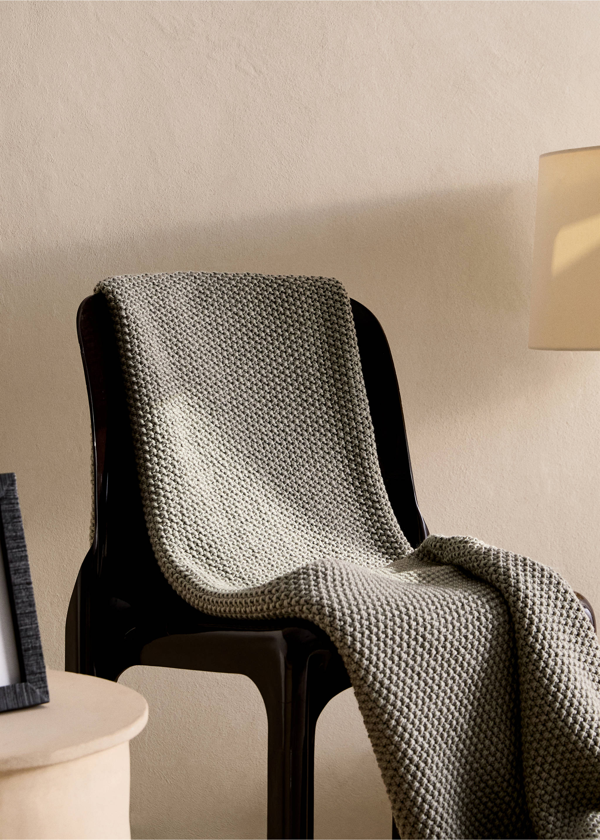 Knitted blanket with design - General plane, Mint Green. Ref: 87022898-00.