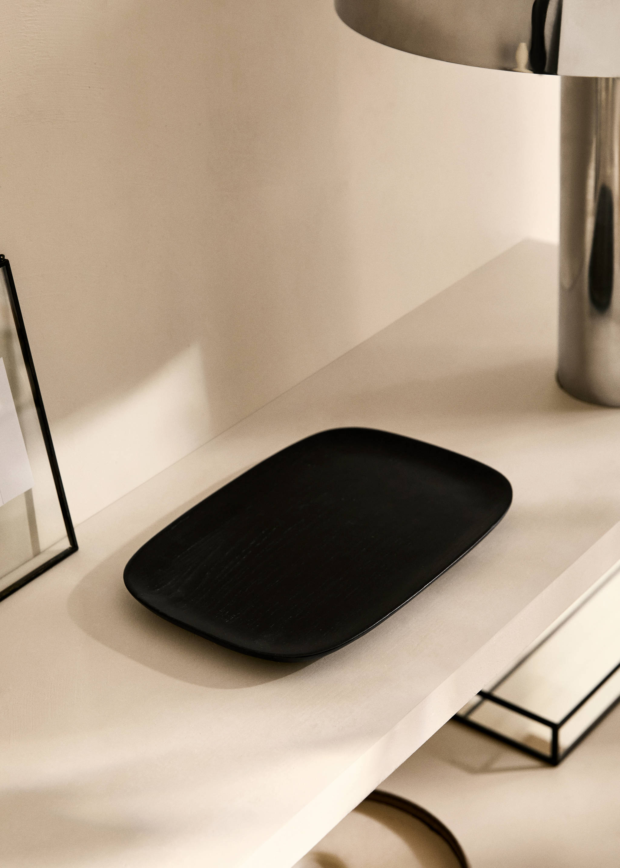 Medium rectangular wooden decorative tray - General plane