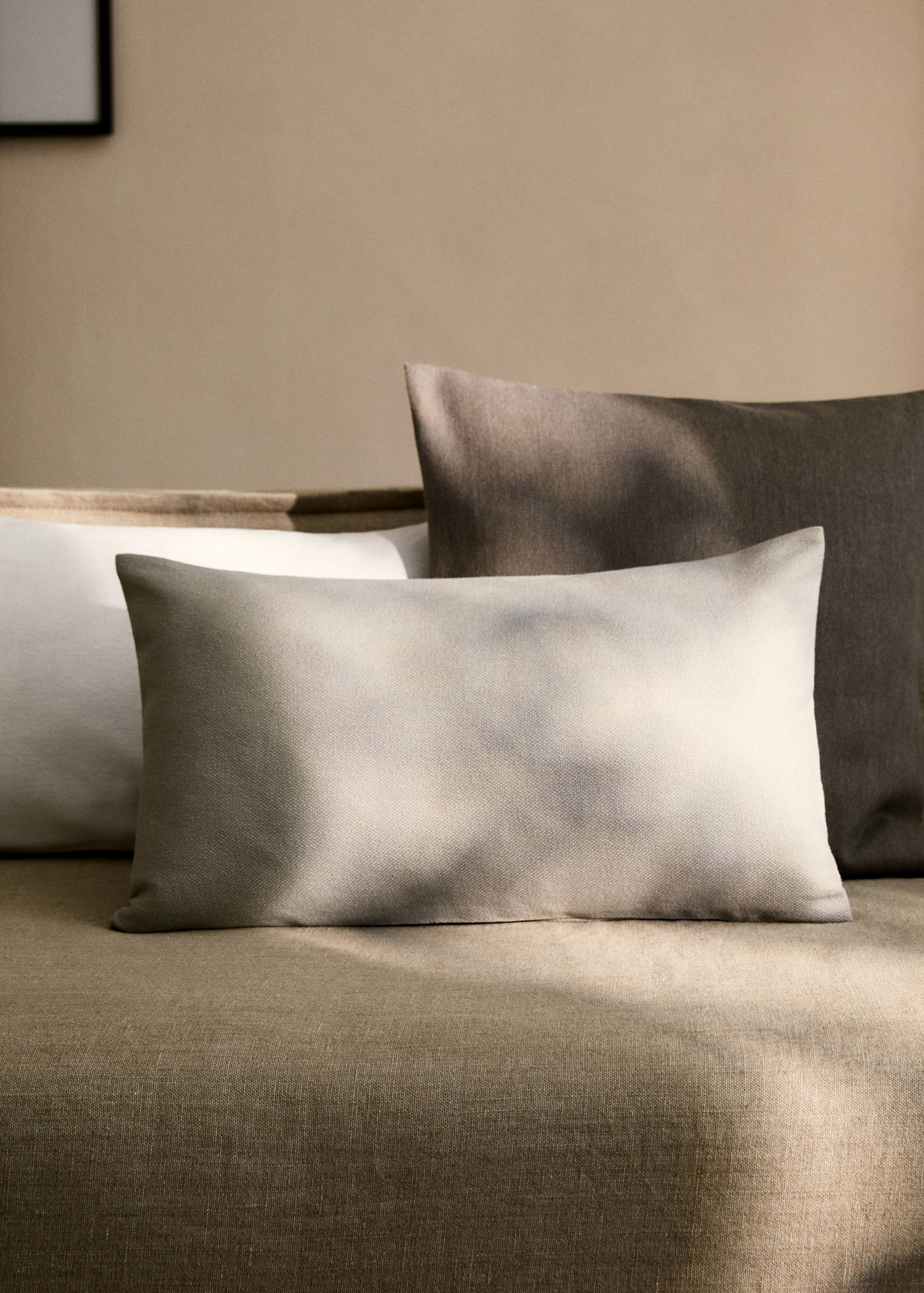 Cushion cover with structure, 30x50 cm - General plane