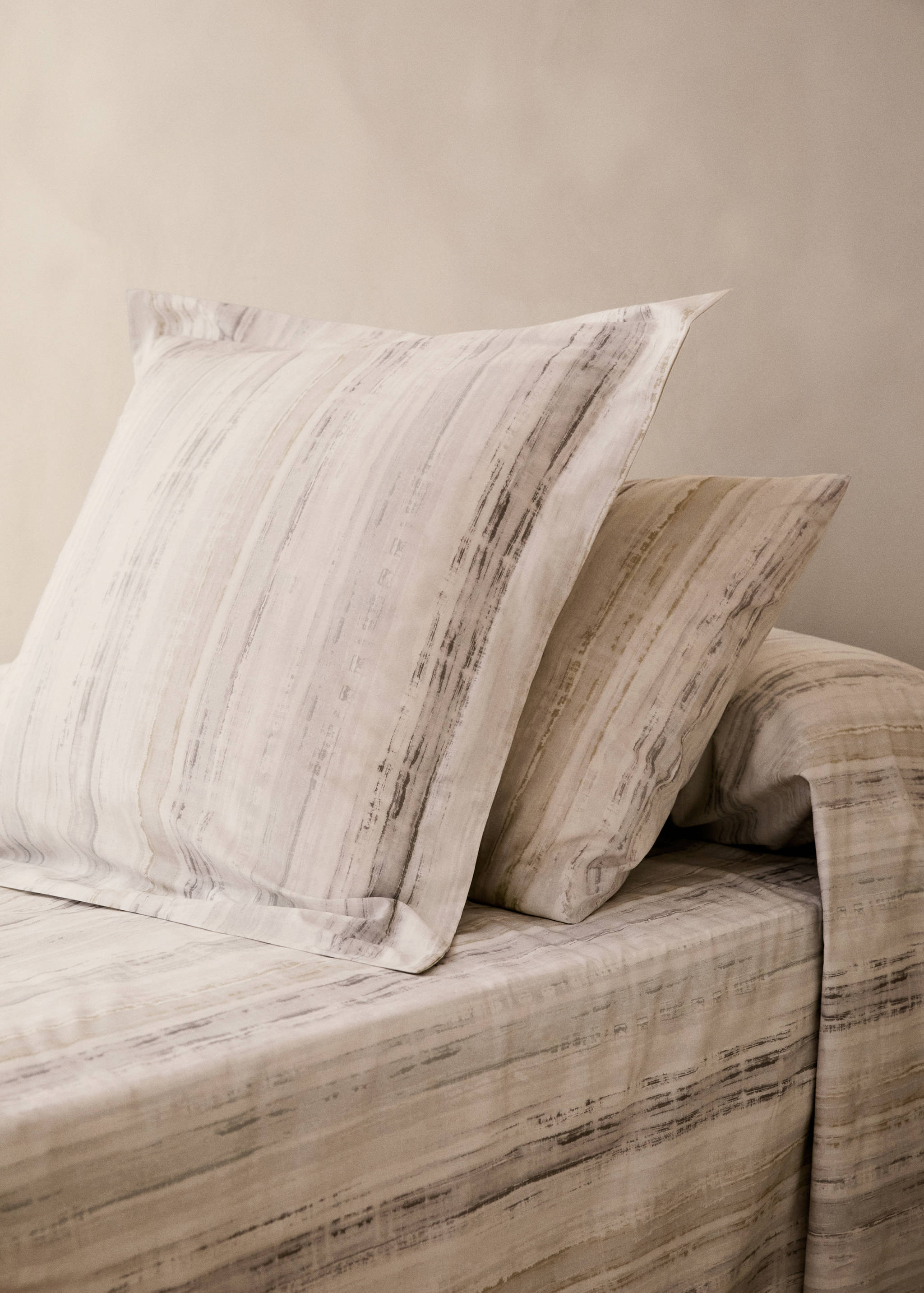 Dues fundes coixinera cotó percala estampat difuminat 60x60 cm - Pla general