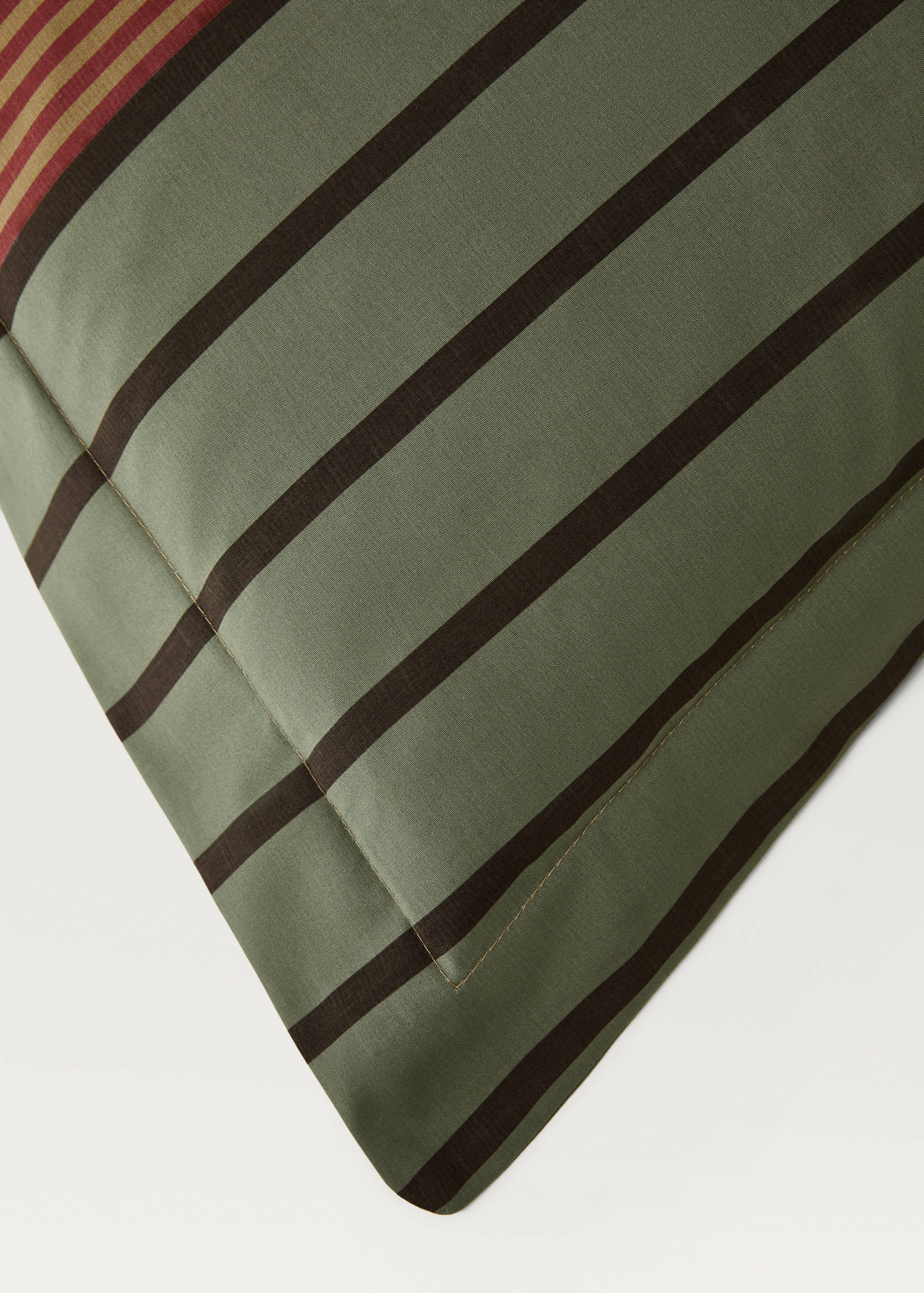 Two cotton percale multi-striped pillowcases 60x60 cm - Details of the article 2