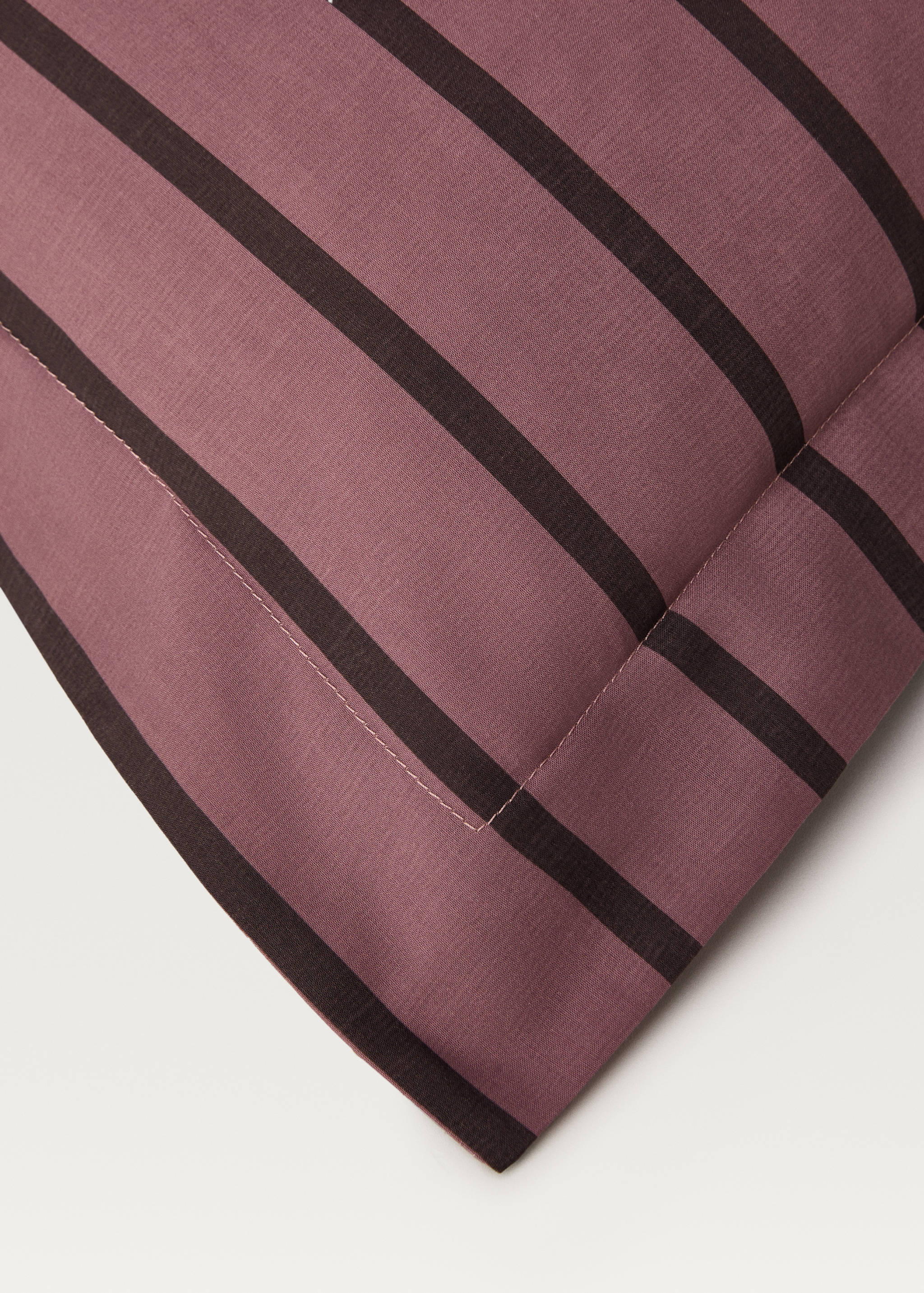 Two cotton percale multi-striped pillowcases 60x60 cm - Details of the article 3