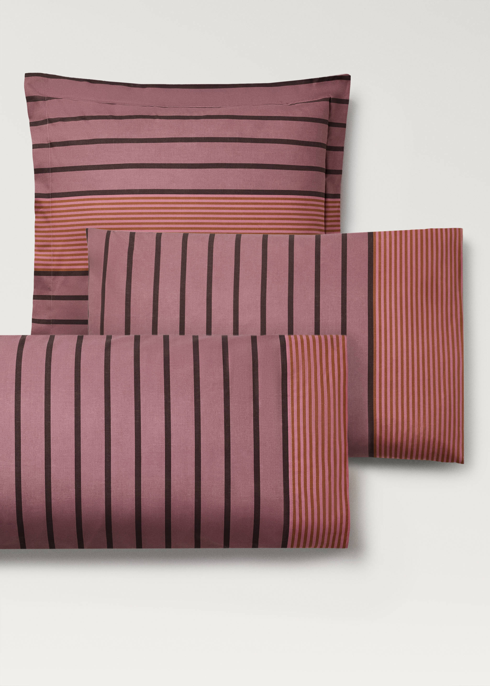 Two cotton percale multi-striped pillowcases 60x60 cm - Details of the article 4