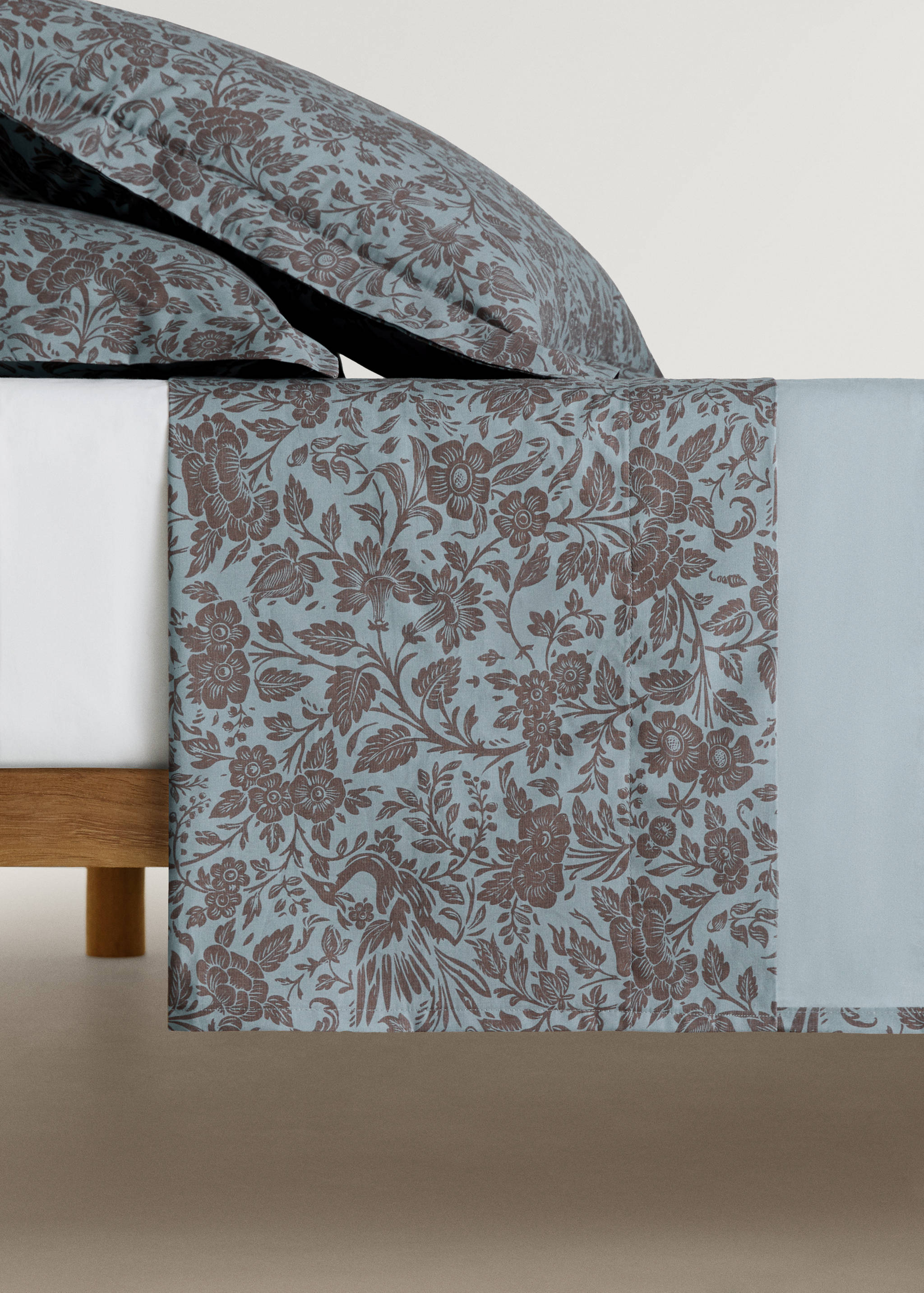 Cotton percale printed two-tone floral top sheet for 90 cm bed - Article without model