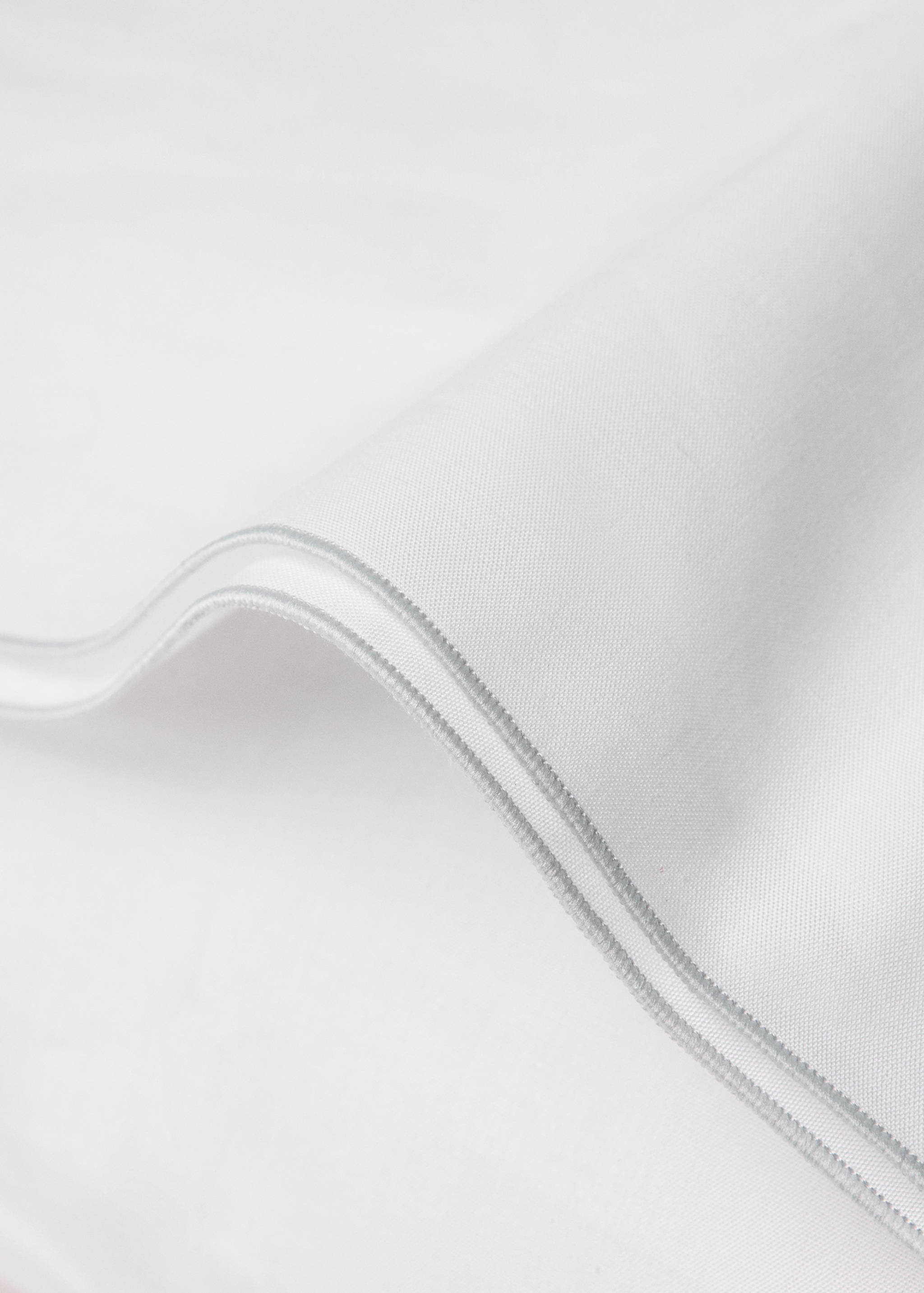 Dwie poszewki na poduszkę z bawełnianego perkalu z podwójnym owerlokowym brzegiem 50 x 75 cm - Szczegóły artykułu 3