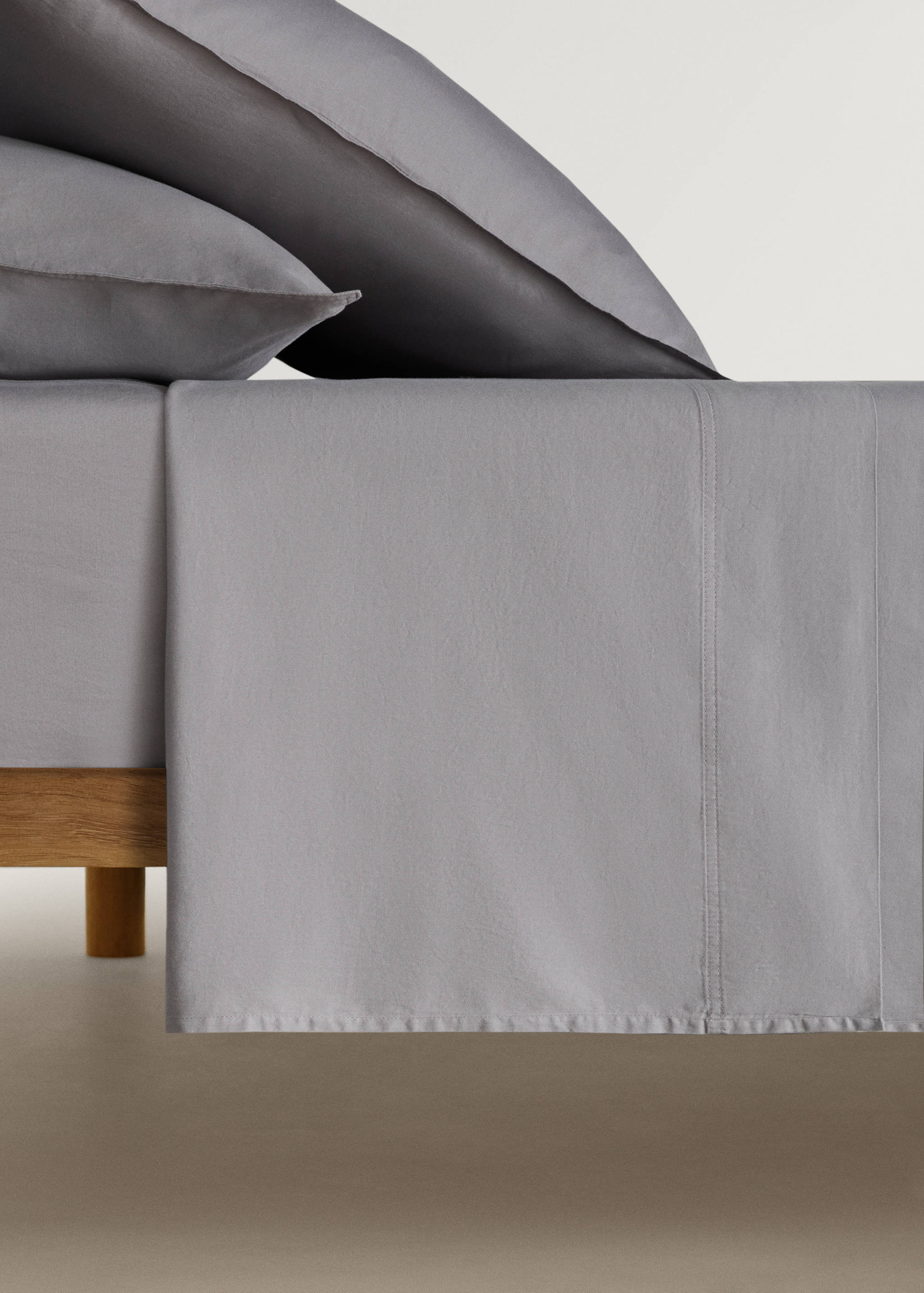 Washed cotton satin double-stitched top sheet for 90 cm bed - Article without model