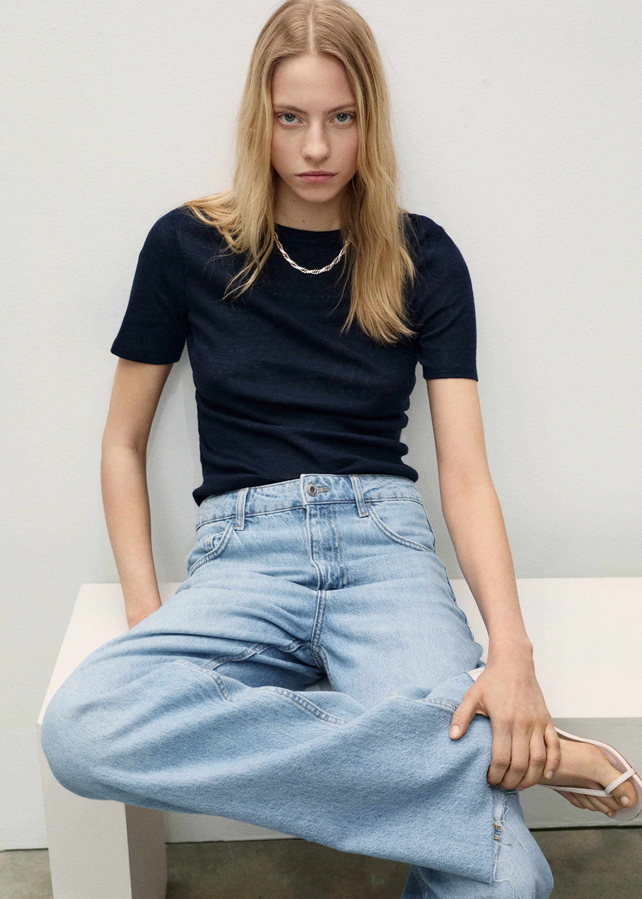 Danila high-waisted wide leg jeans - Details of the article 2