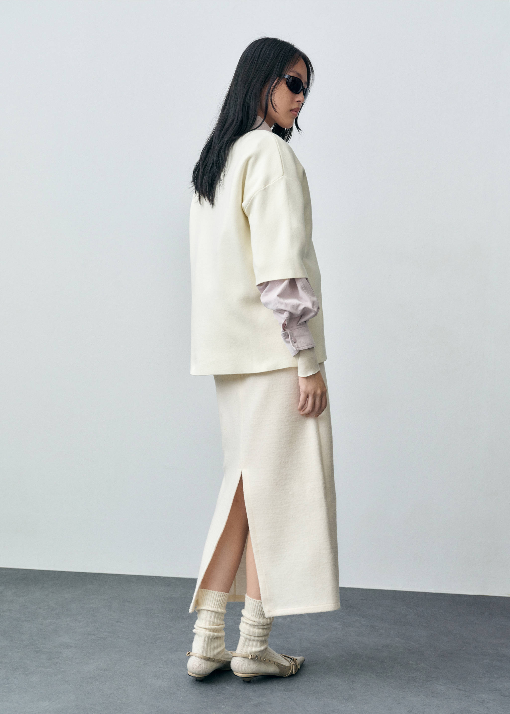 Short-sleeved fine-knit sweater - Reverse of the article, White. Ref: 87023274-00.