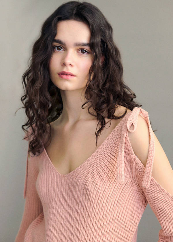 Cut-out sweater — Pastel Pink