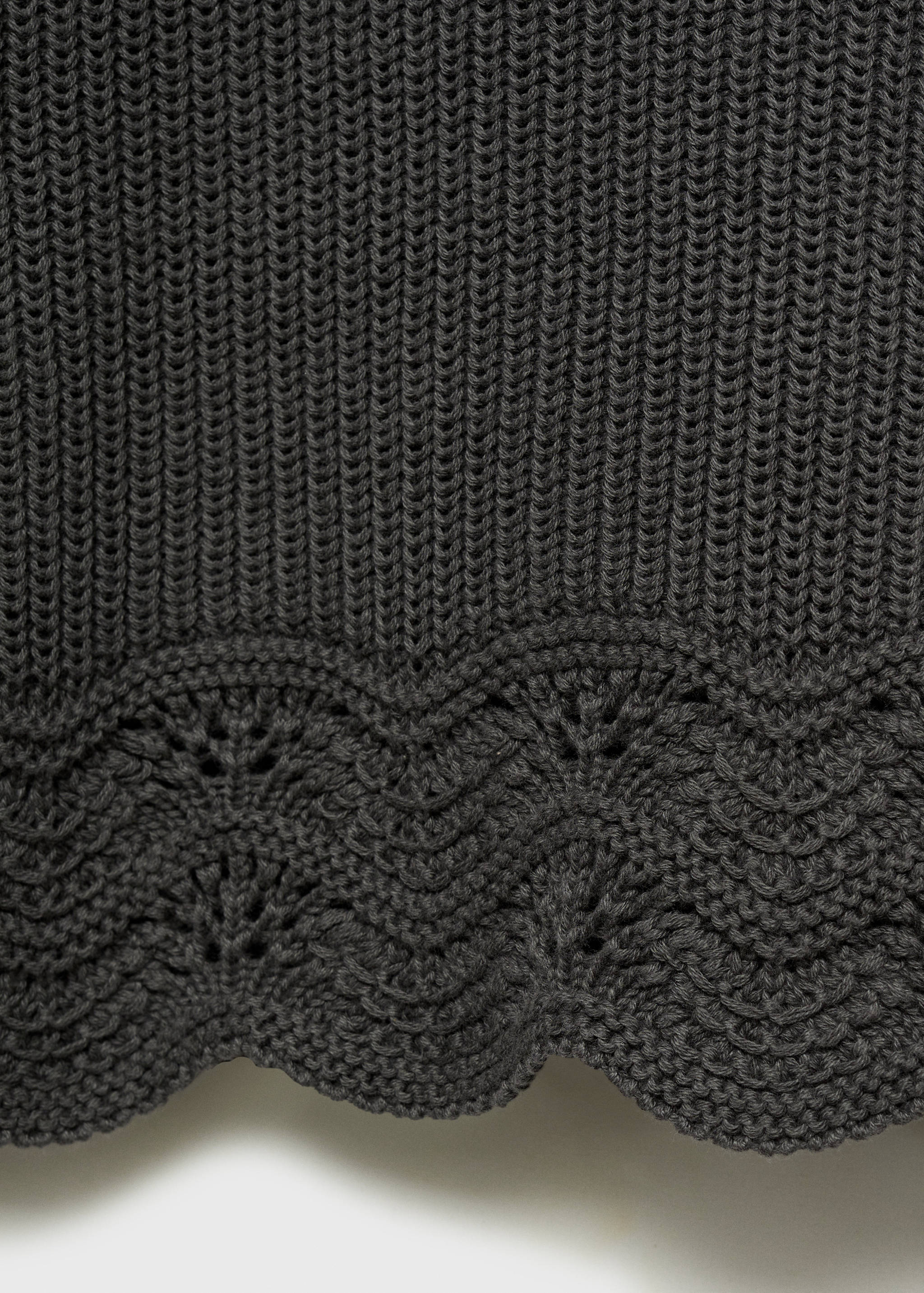 Cut-out sweater - Details of the article 8