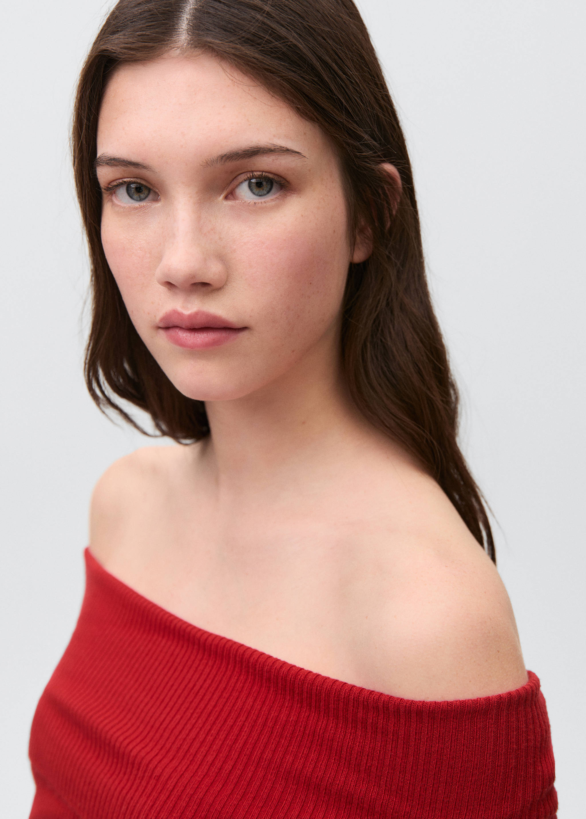 Pull-over épaules découvertes - Détail de l'article 1