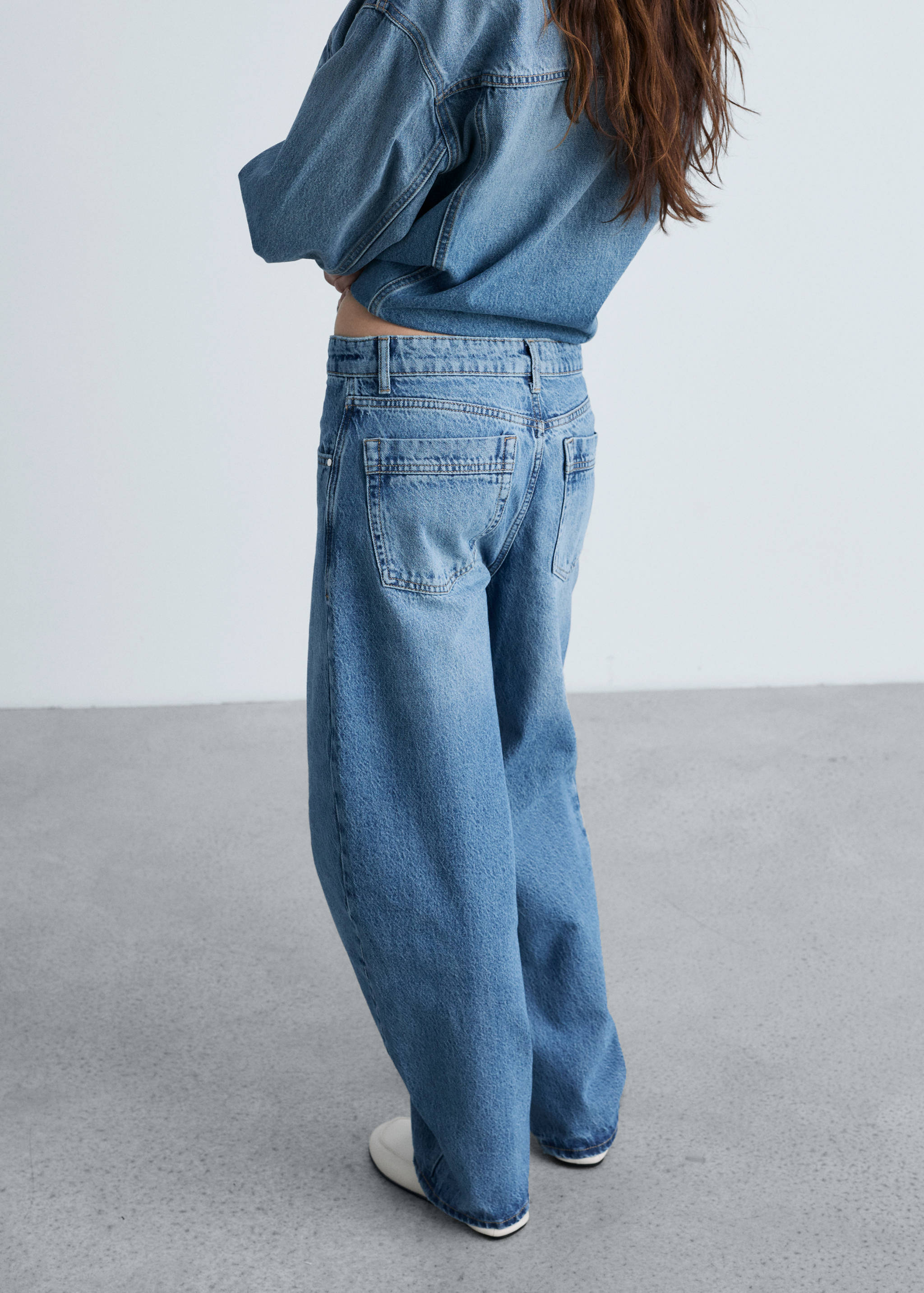 Balon traperice srednjeg struka - Stražnji dio artikla