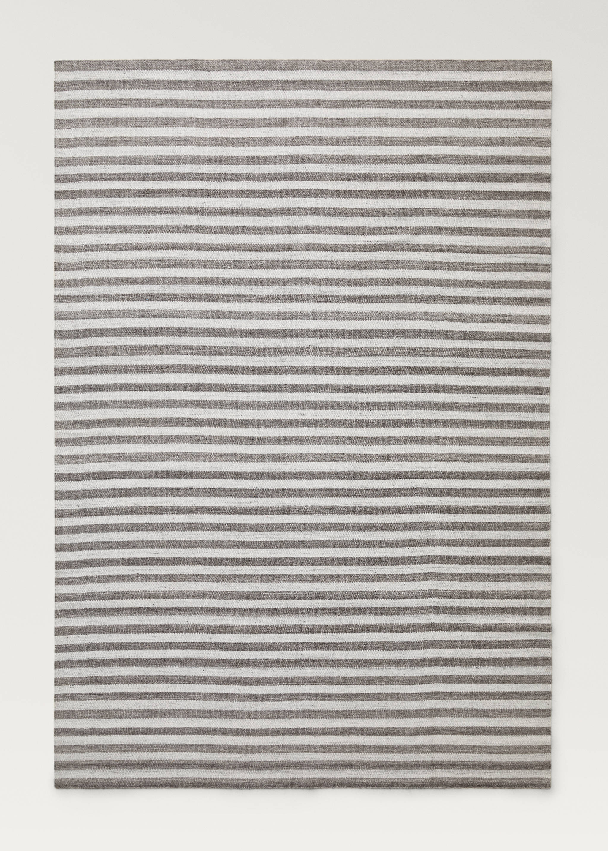 Alfombra multirayas - Artículo sin modelo