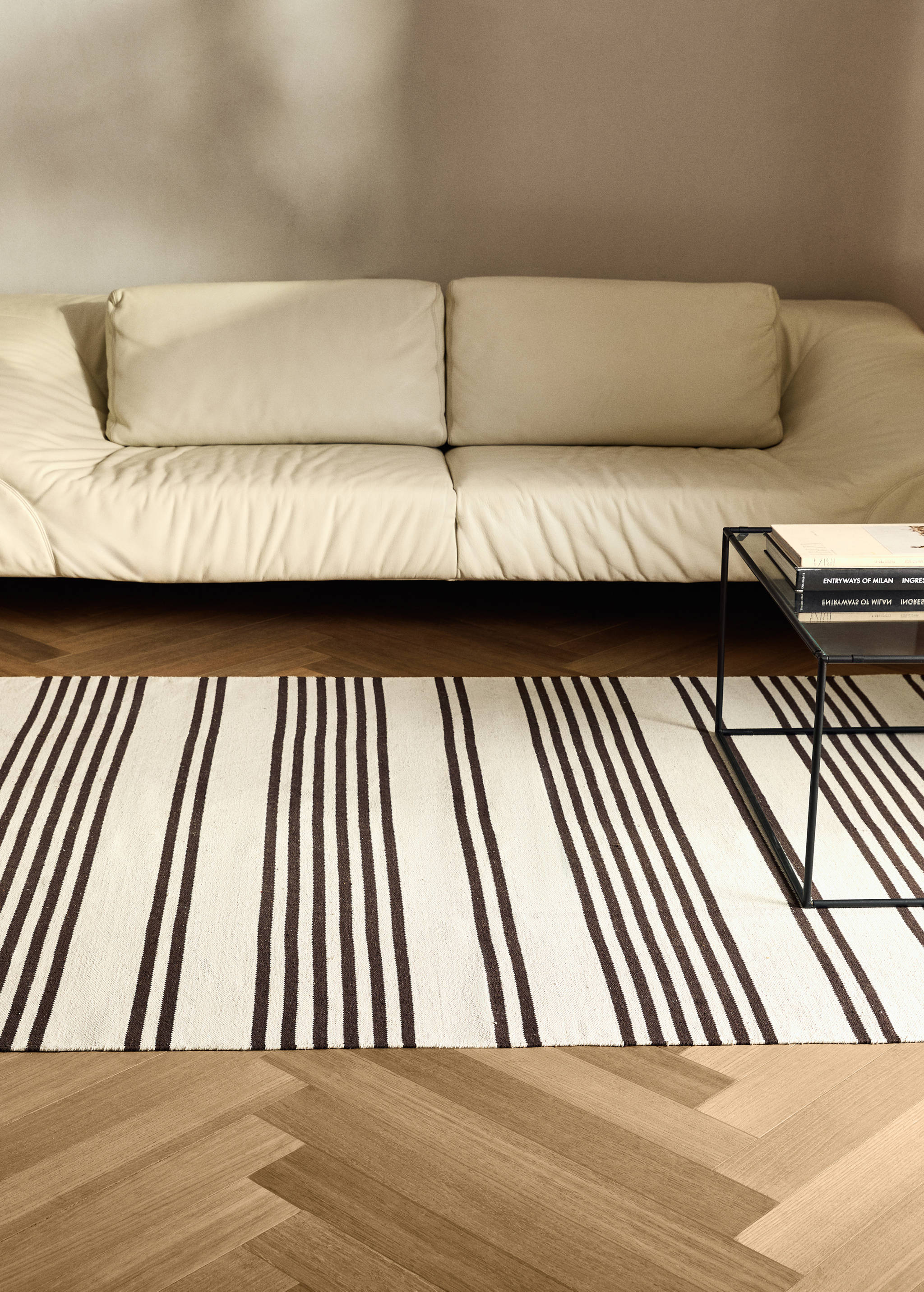 Large yarn-dyed cotton striped rug - General plane