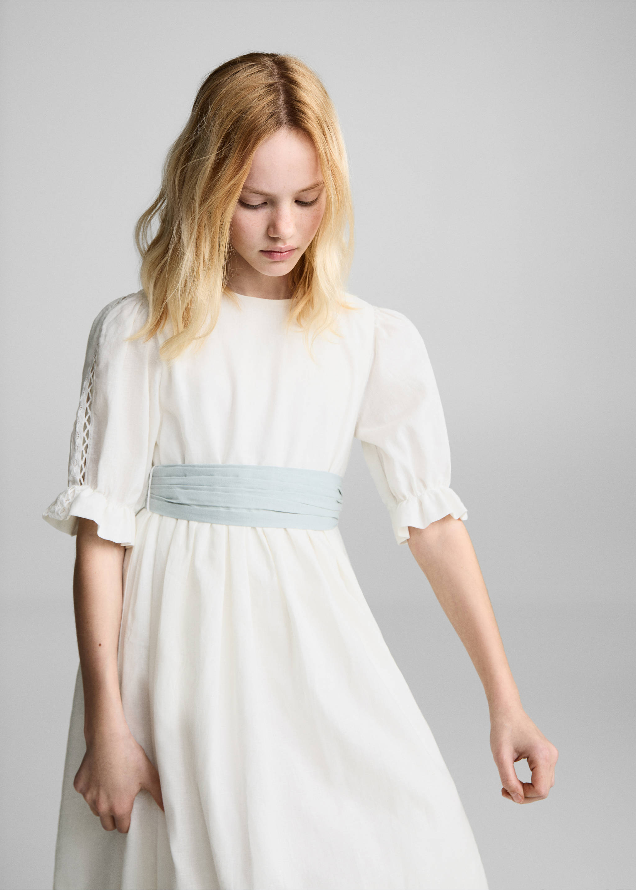 Vestido lino volante - Plano medio, Blanco. Ref: 87023638-00.