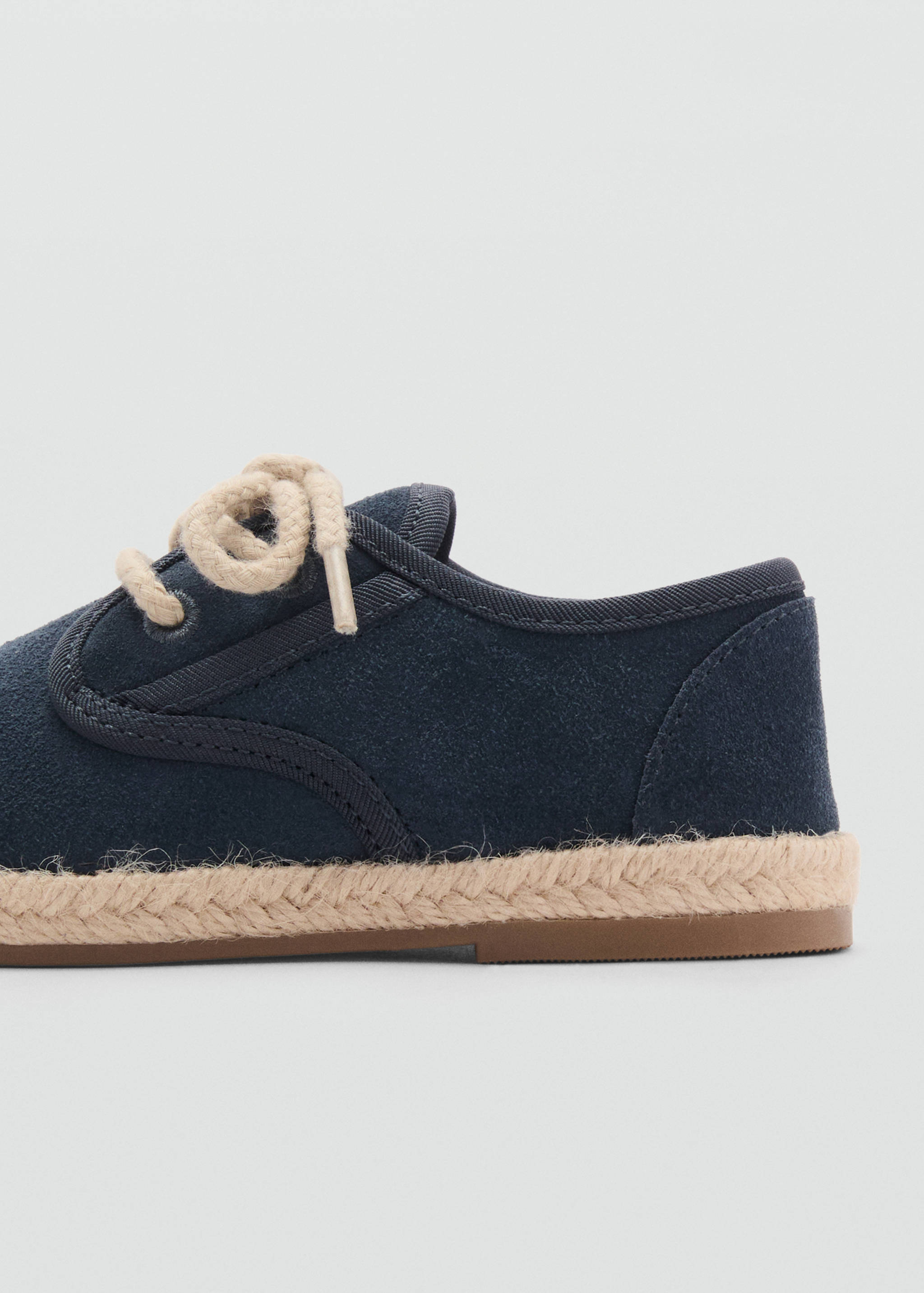 حذاء جلدي برباط - تفاصيل المنتج 2