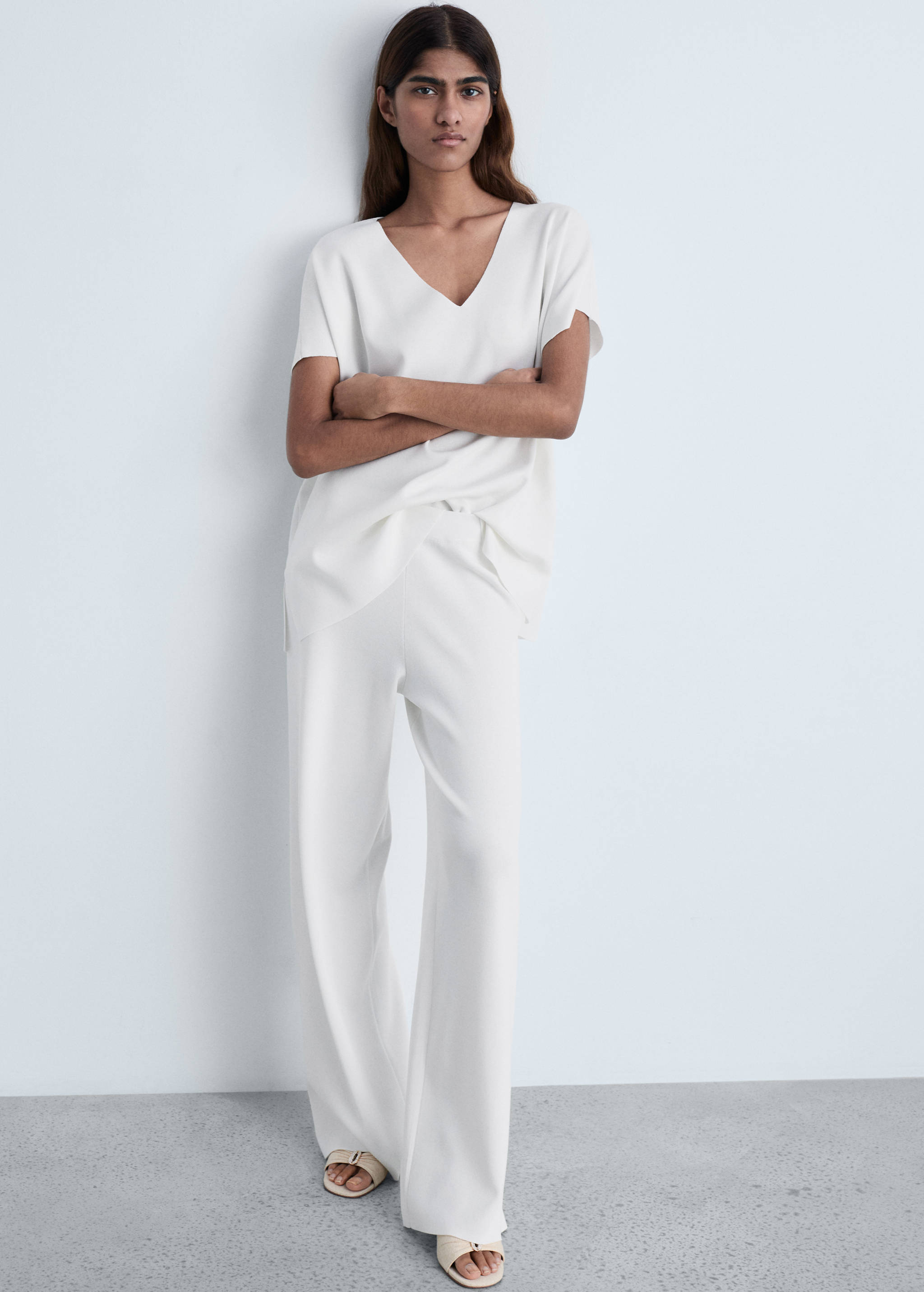 Прямые брюки из трикотажа - Общий план