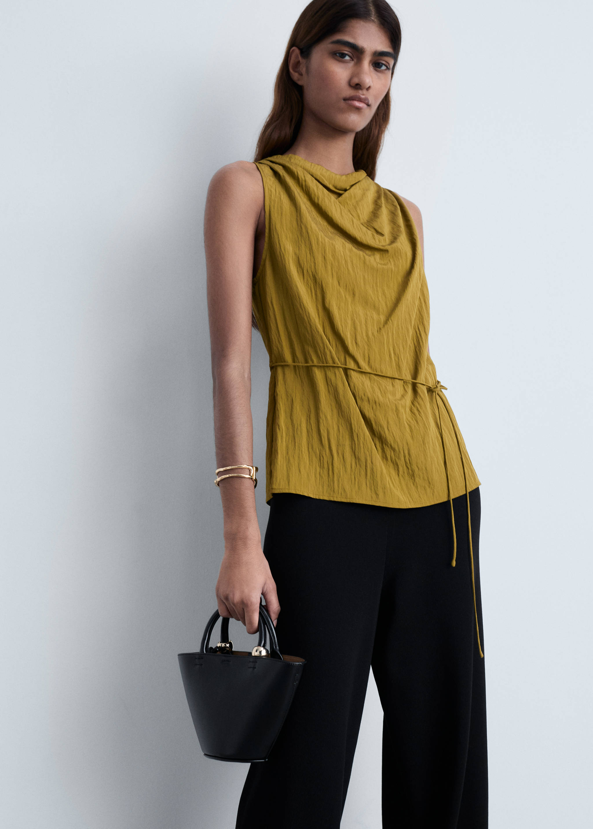 Прямые брюки из трикотажа - Деталь изделия 2