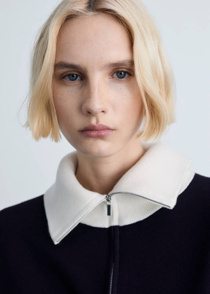 Knitted sweater with contrasting collar — Dark Navy