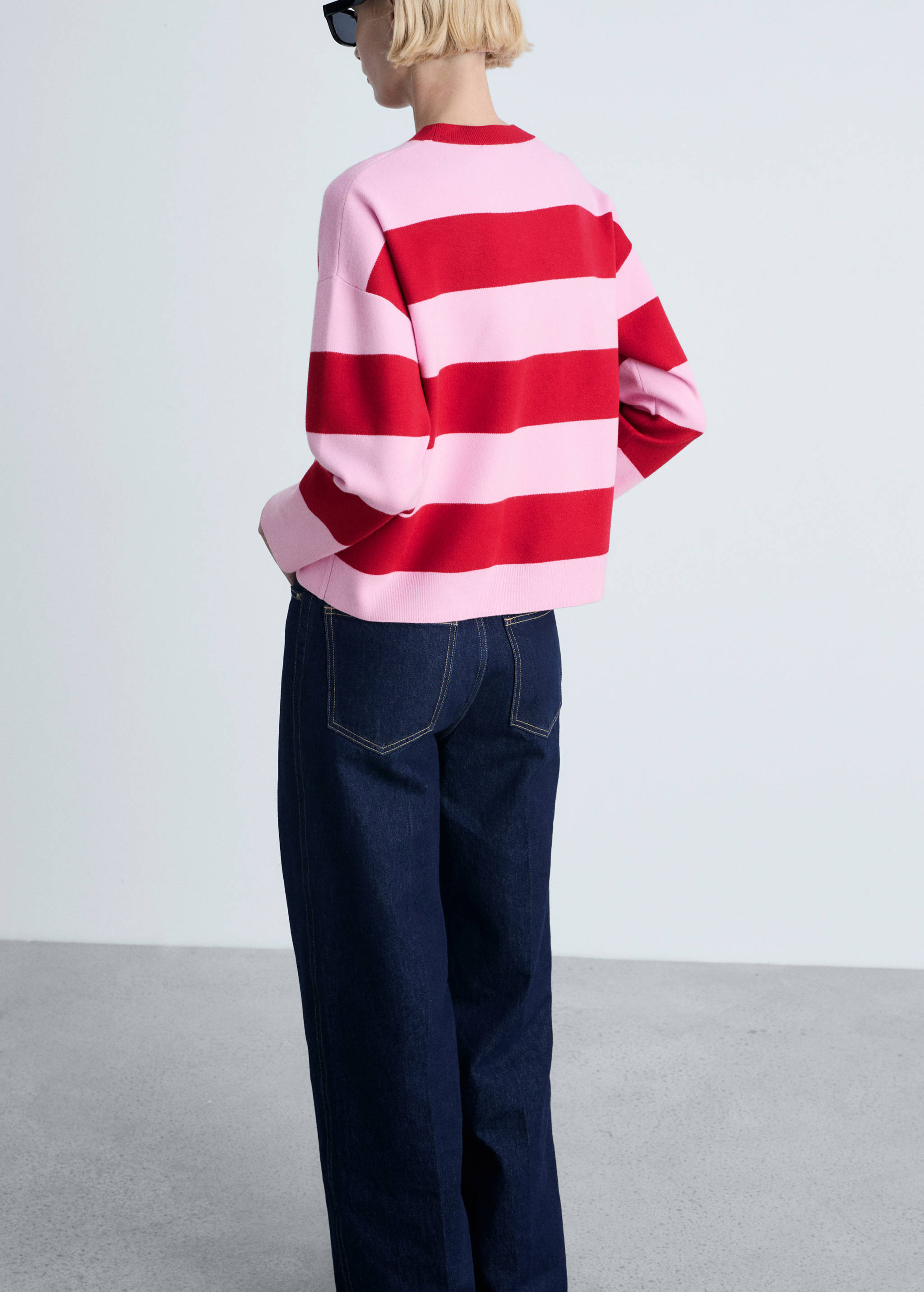 Round-neck striped sweater - Reverse of the article