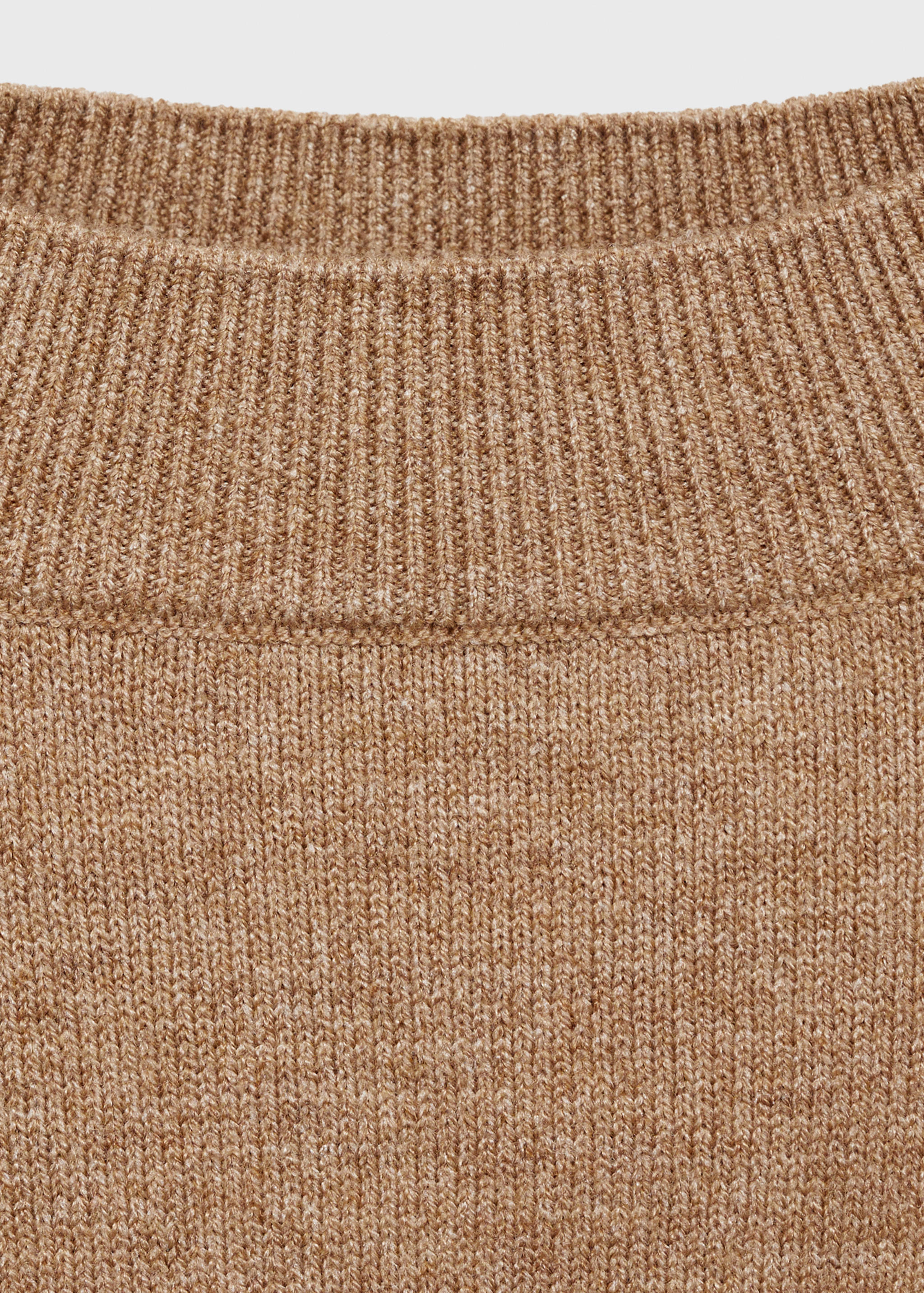 Combined knitted sweater - Details of the article 0