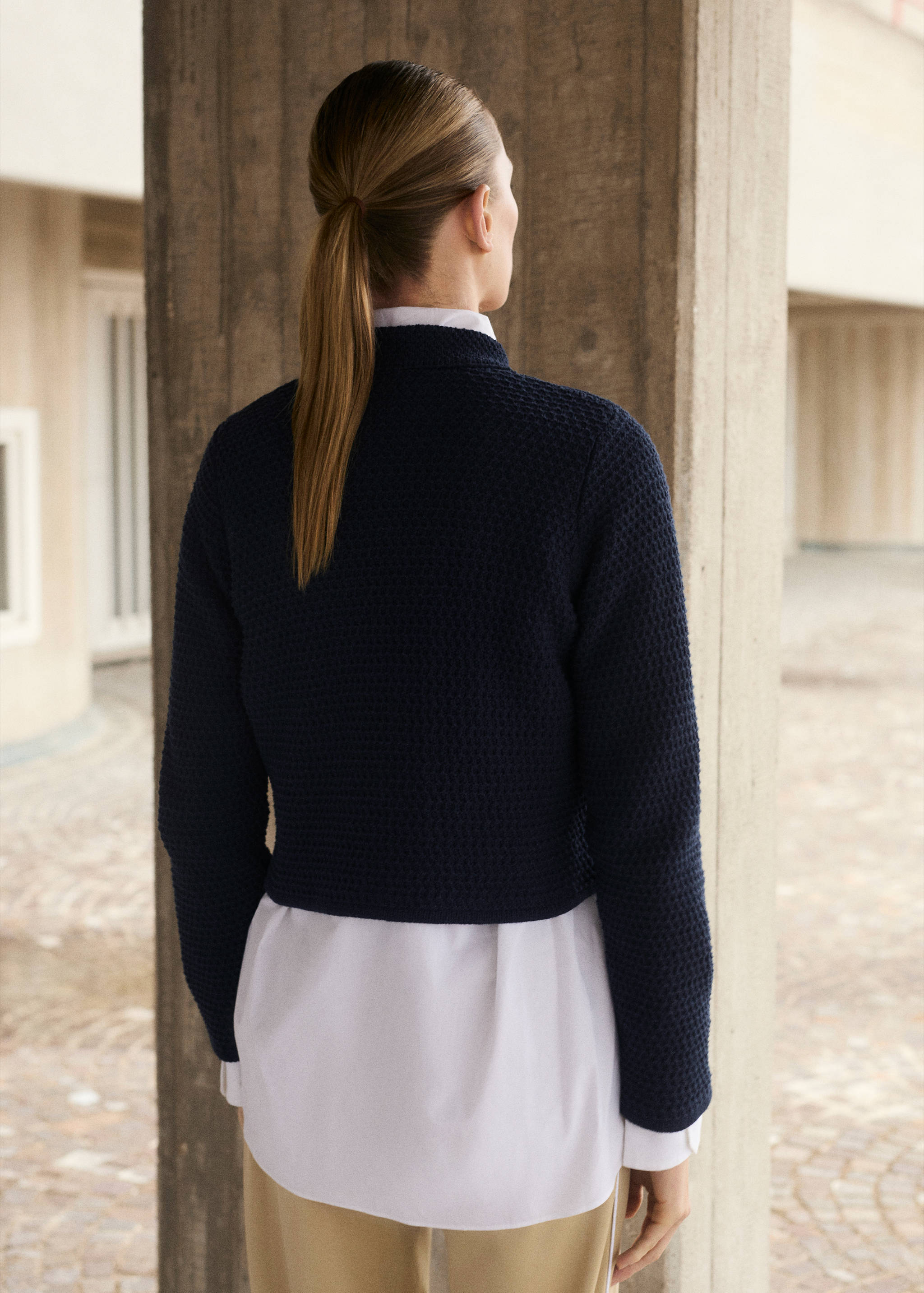 Double-breasted knitted jacket - Reverse of the article