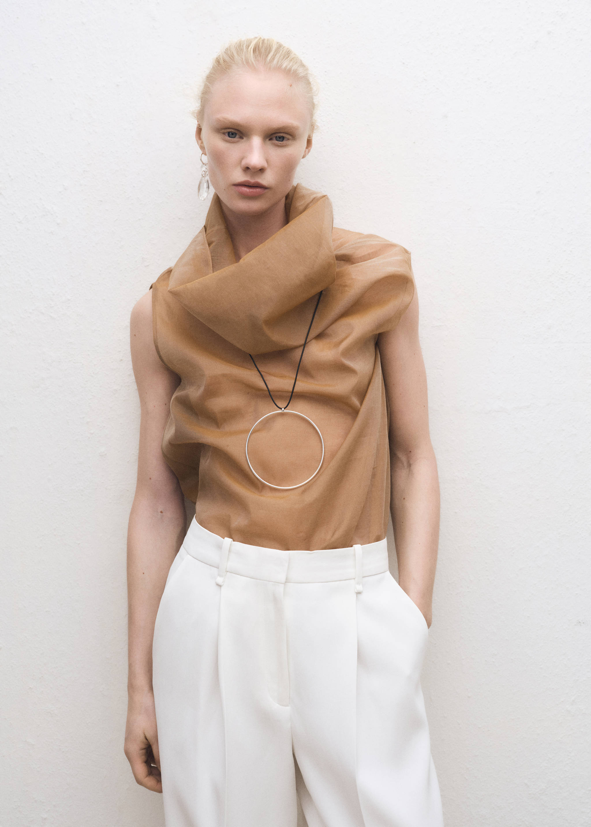 Silk blouse with asymmetrical neckline - Medium plane