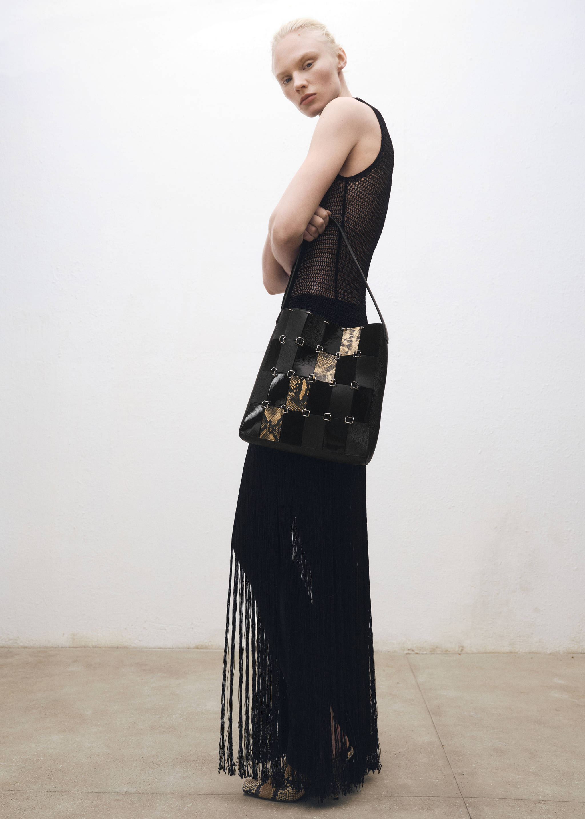 Combined-patchwork leather bag - General plane