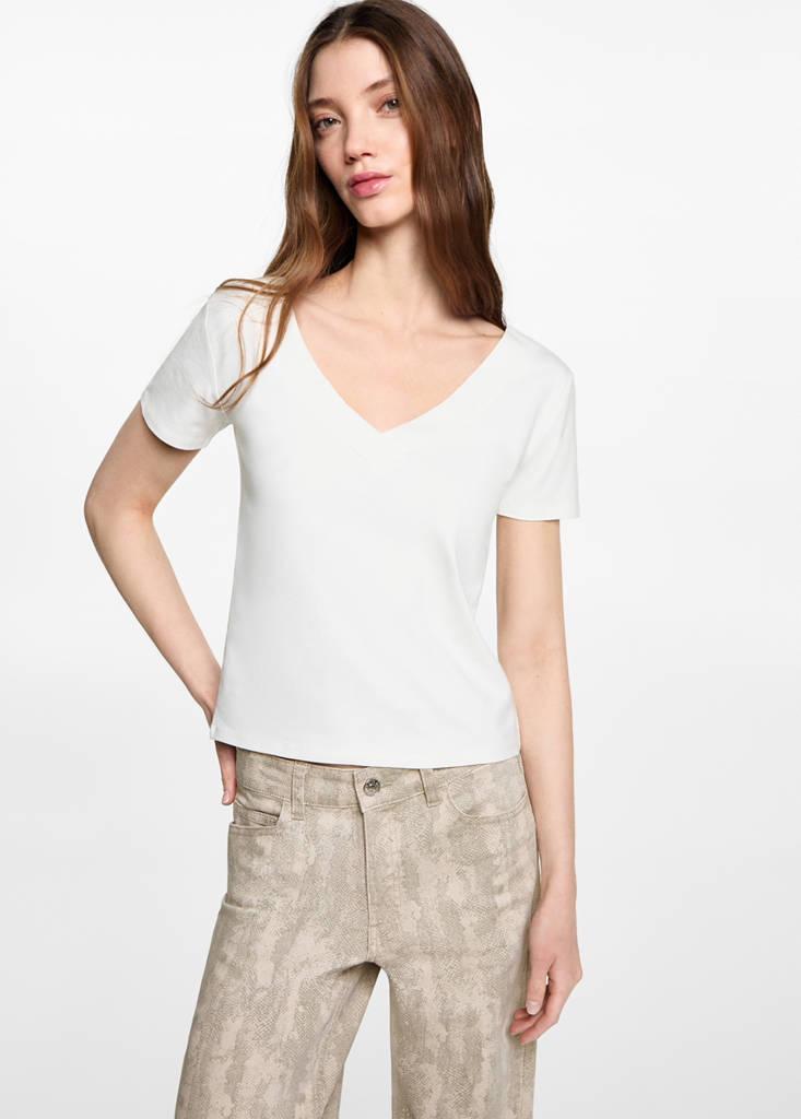 Halter-neck knitted top with fringe detail — Off White