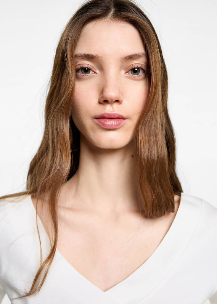 Halter-neck knitted top with fringe detail — Off White