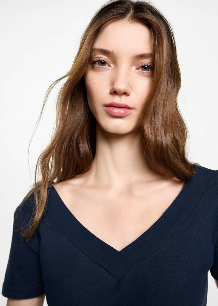Halter-neck knitted top with fringe detail — Dark Navy