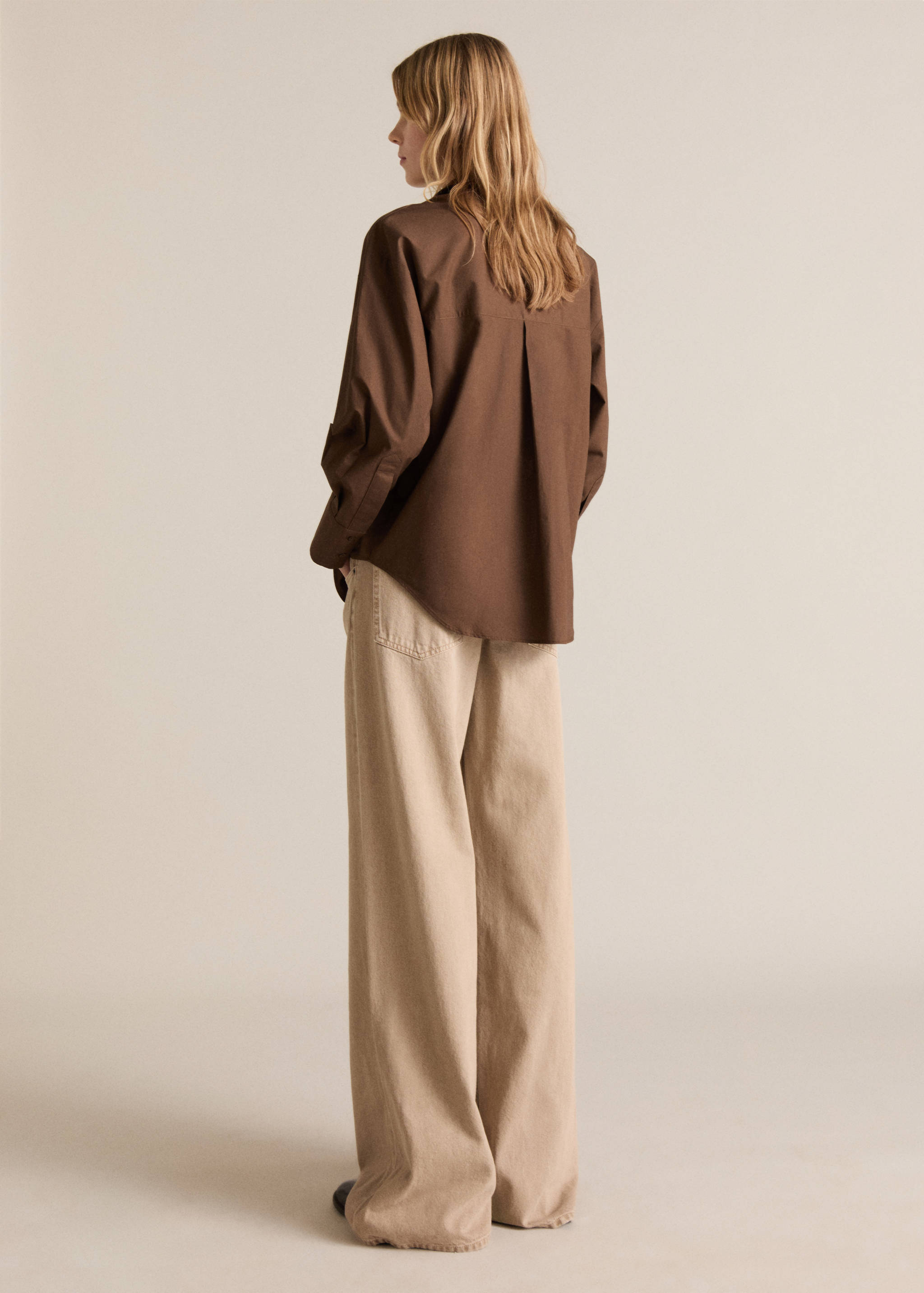 100% cotton straight-fit shirt - Reverse of the article