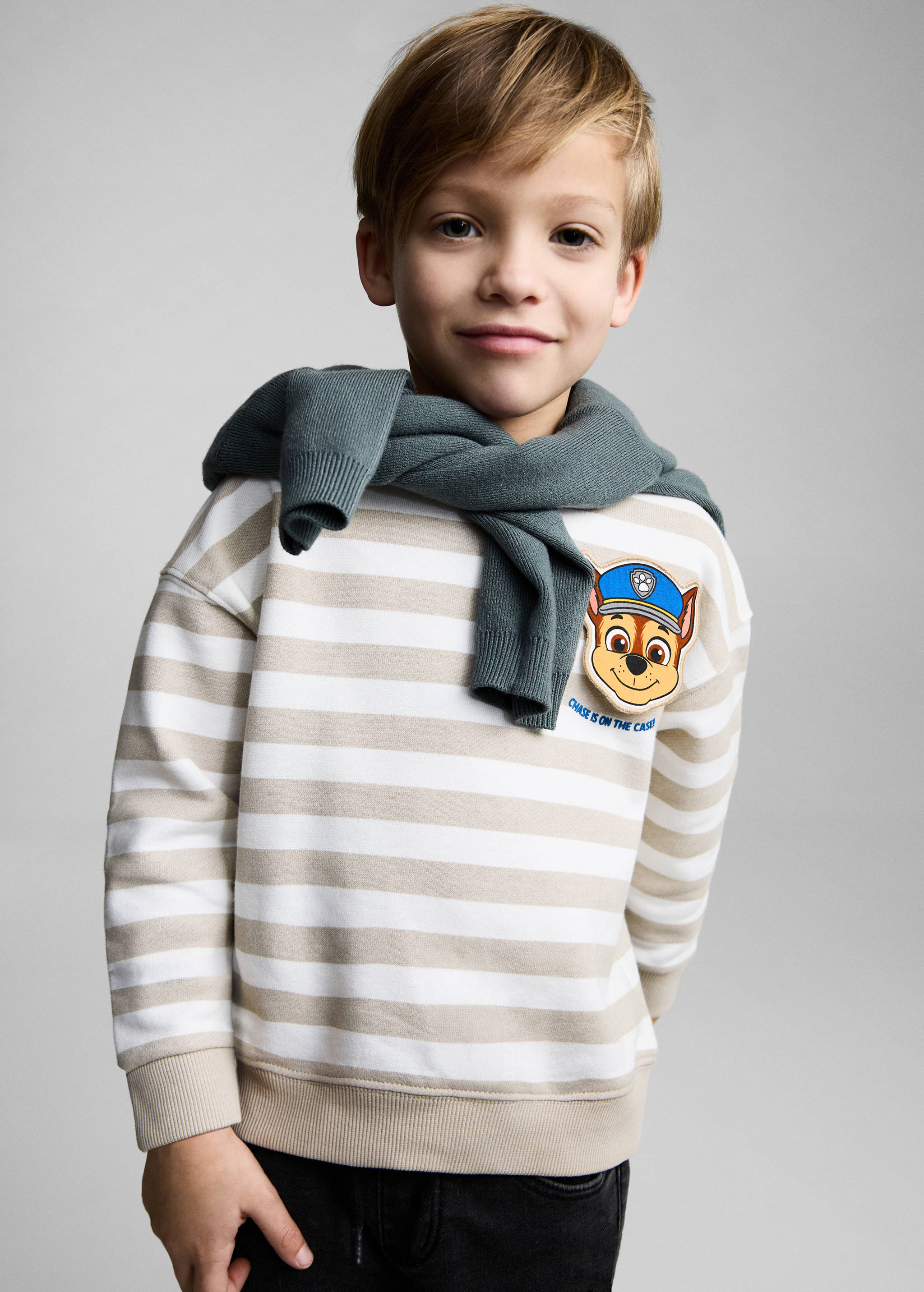 Paw Patrol Sweatshirt - Medium plane