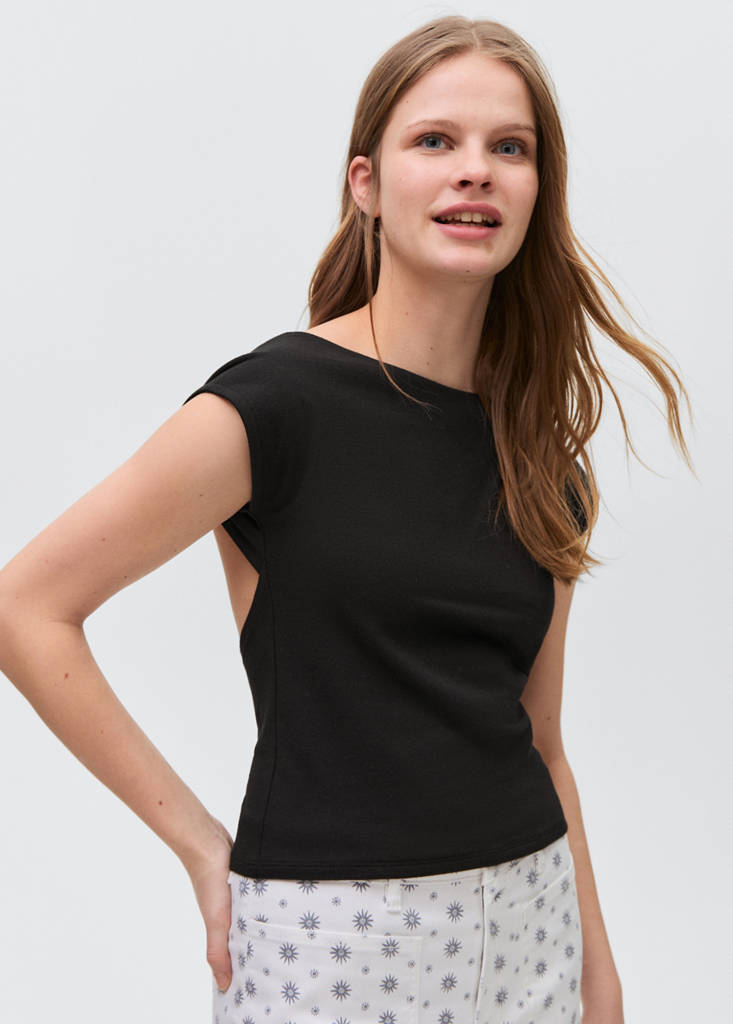 T-shirt with open back — Black
