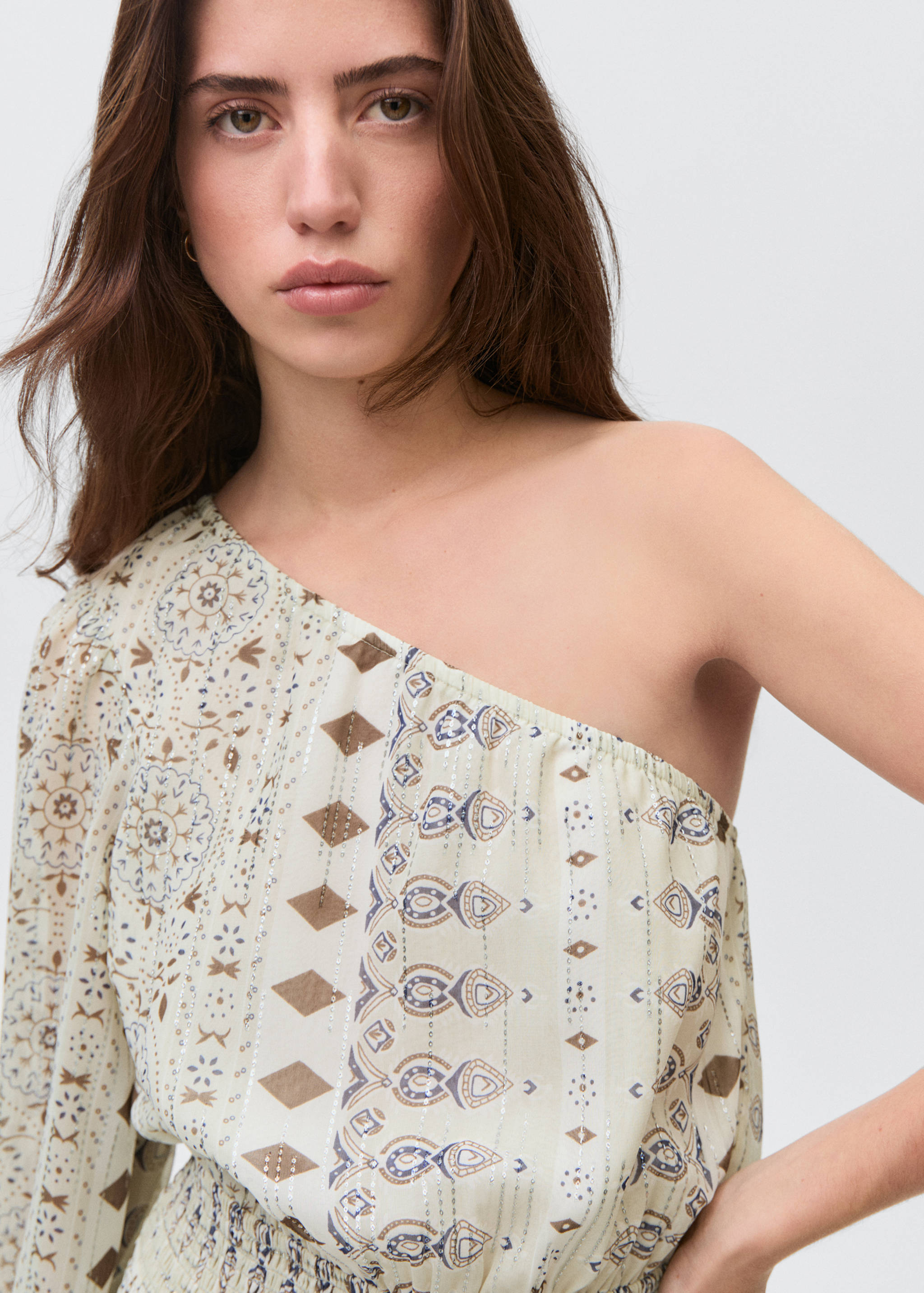 Vestido corto asimétrico - Detalle del artículo 1