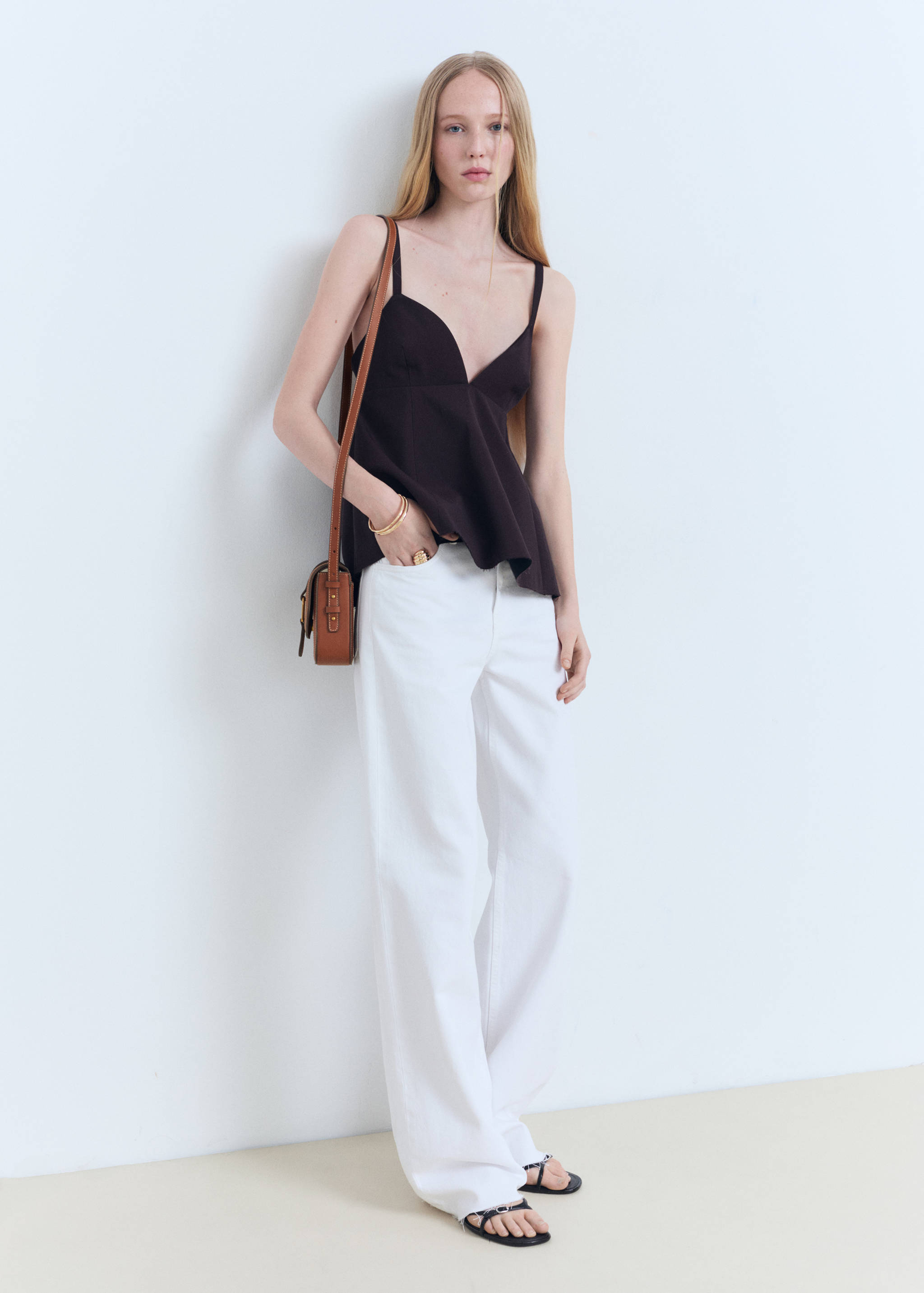 Faux-leather shoulder bag with buckle - Details of the article 9