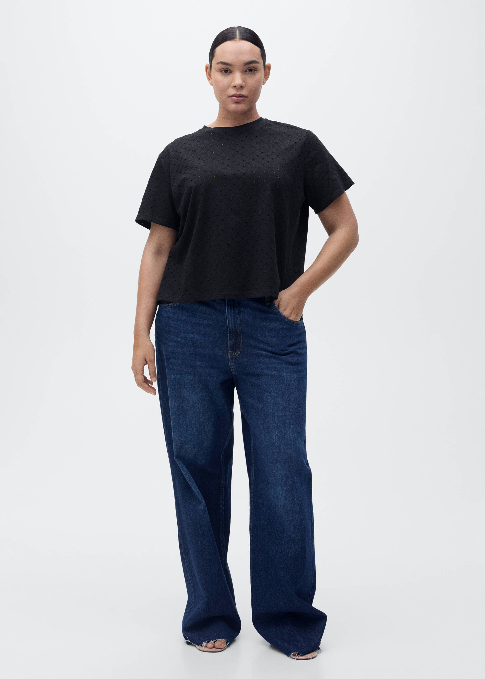 Camiseta calados bordados - Detalle del artículo 3