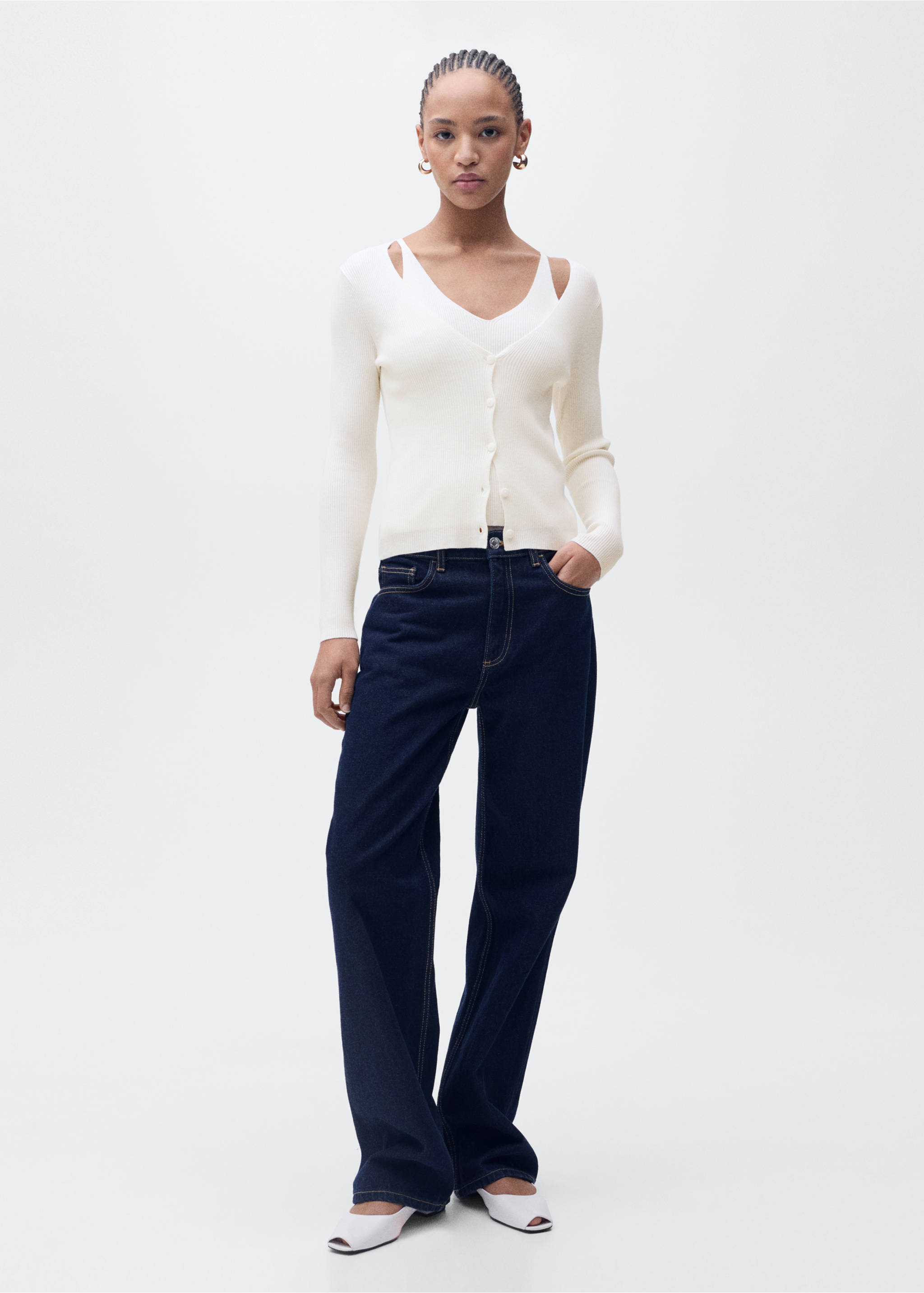 Combined V-neck knitted cardigan - General plane, Ecru. Ref: 87025752-00.