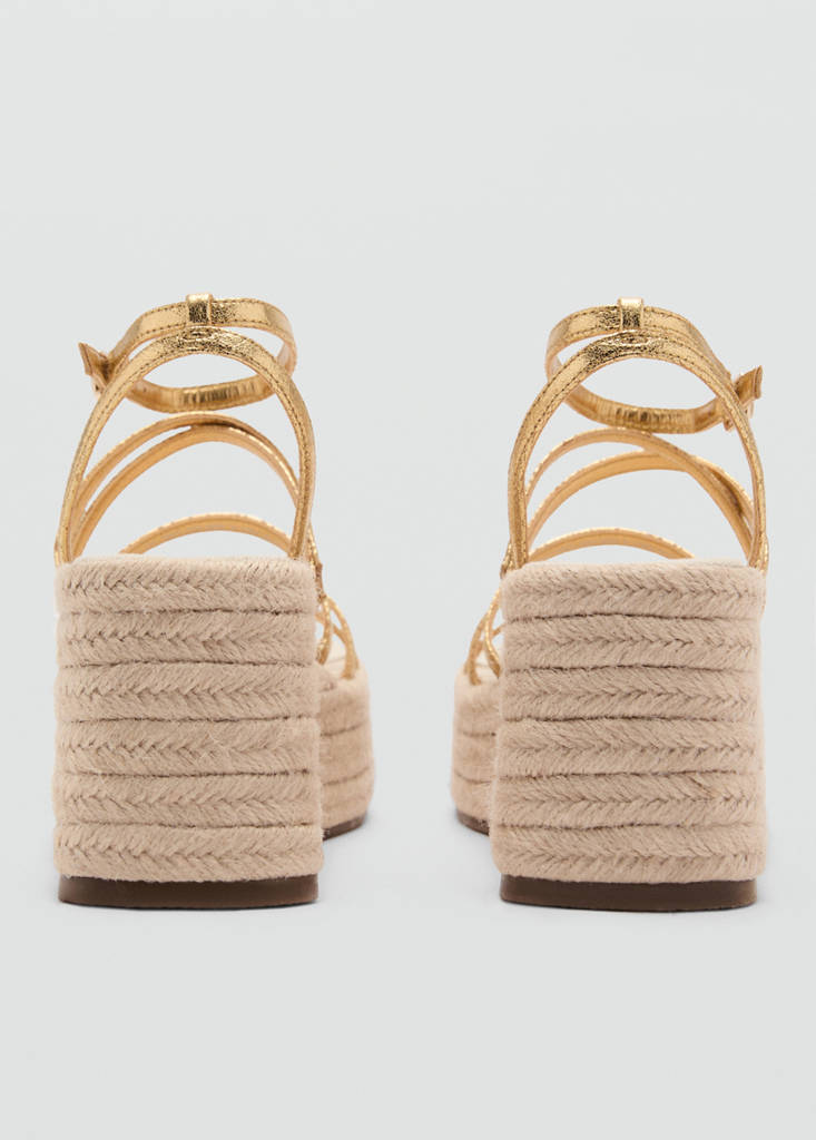 Platform sandals with metallic straps — Gold