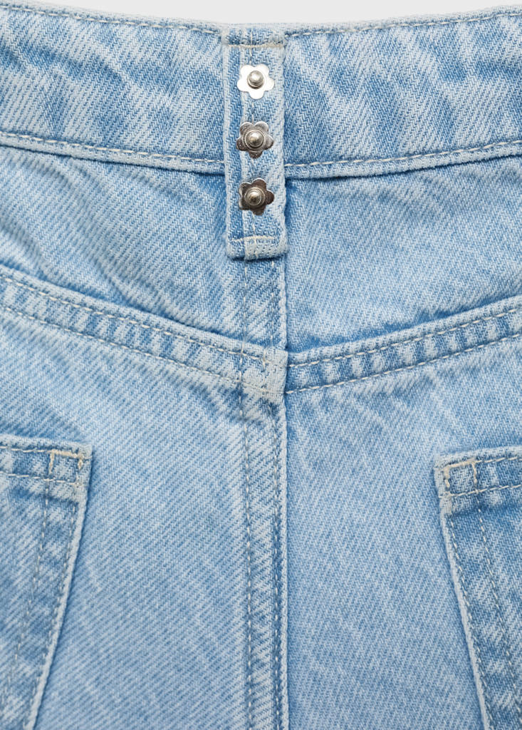 Studded denim shorts — Light Blue