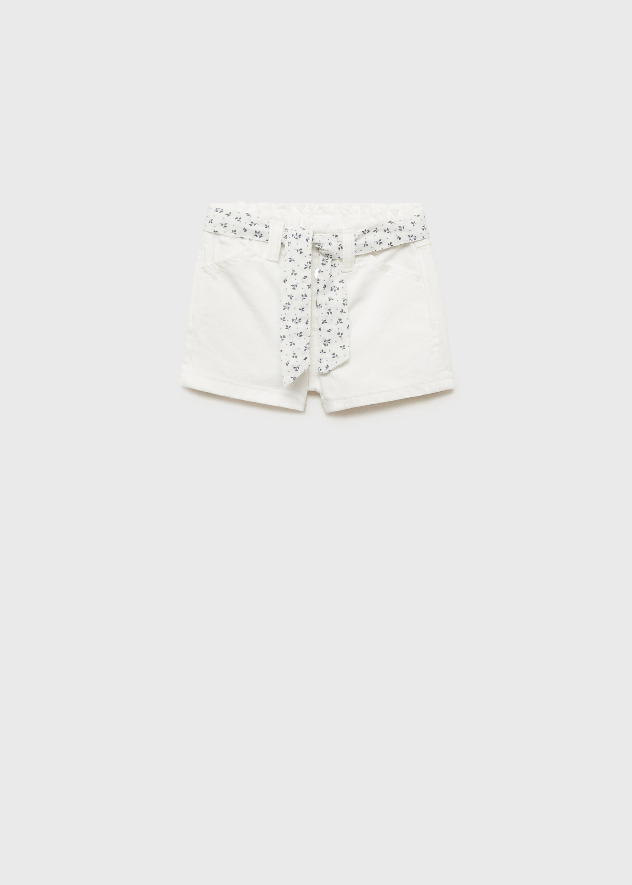 Denimshorts med belte - Artikkel uten modell